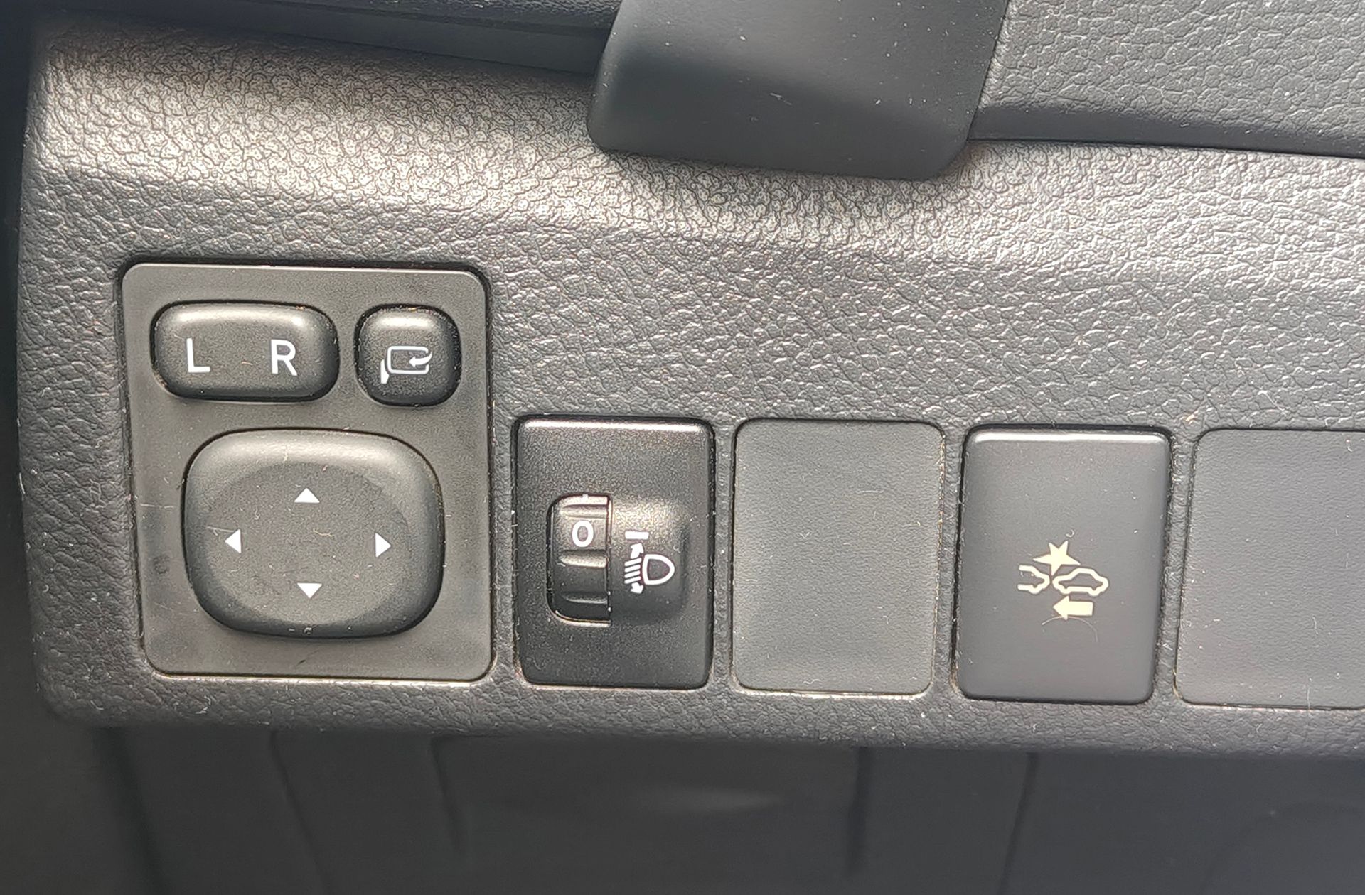 Toyota Auris 140H Hybrid Feel! - foto 20