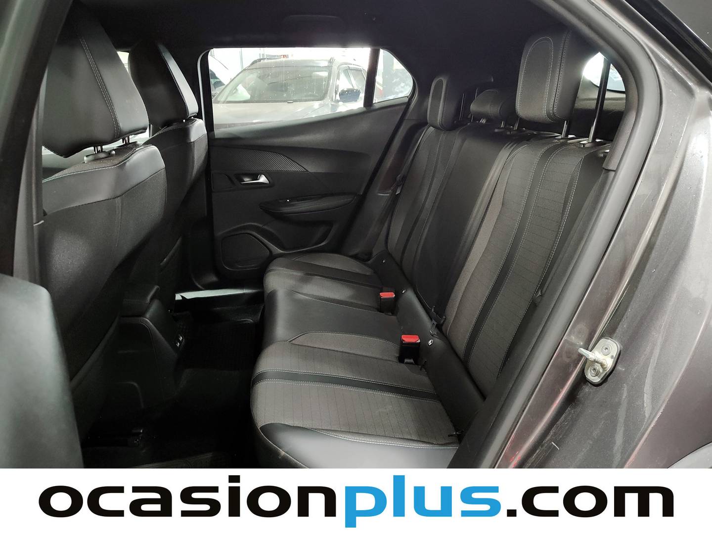 Foto asientos traseros Peugeot 2008 Peugeot 2008 PureTech 100 S&S Allure  (100 CV)
