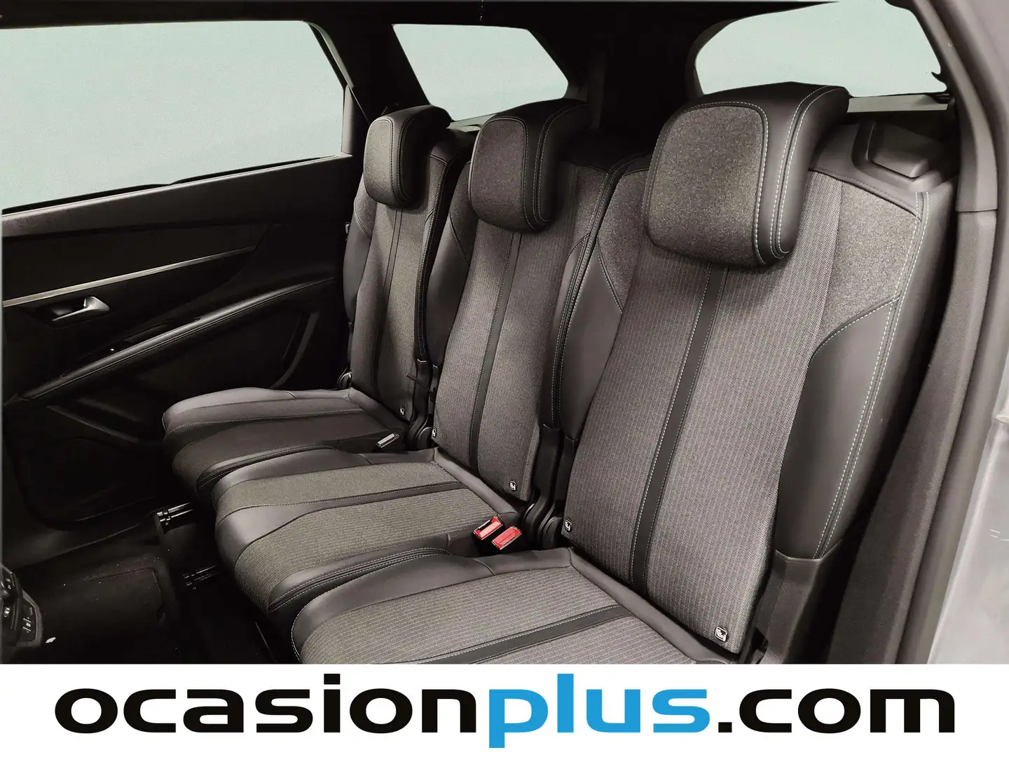 Foto Peugeot 5008 Peugeot 5008 PureTech 130 S&S Allure Pack EAT8 (130 CV) 7 plazas