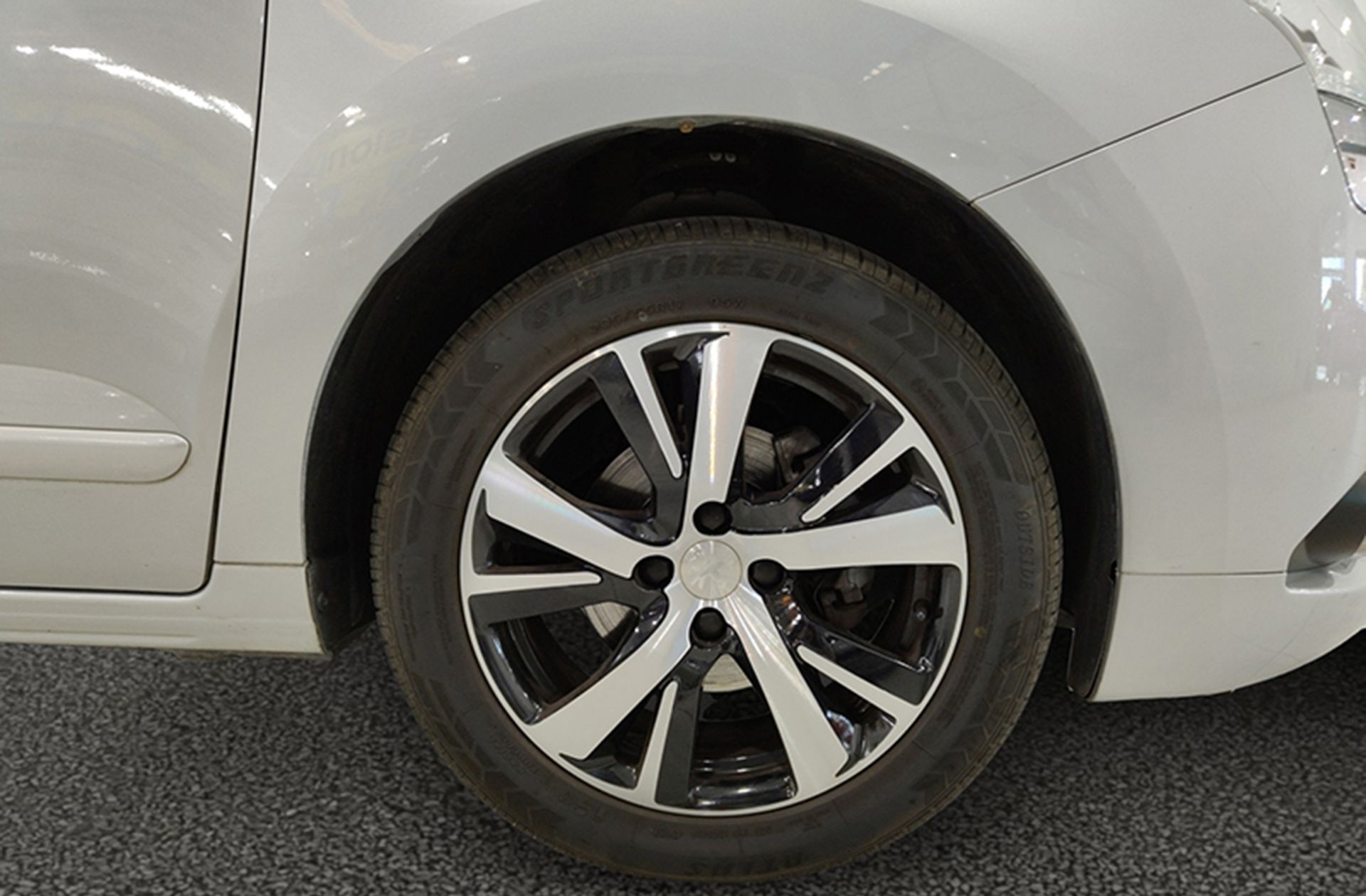 Peugeot 5008 Active VTi 7 plazas - foto 35