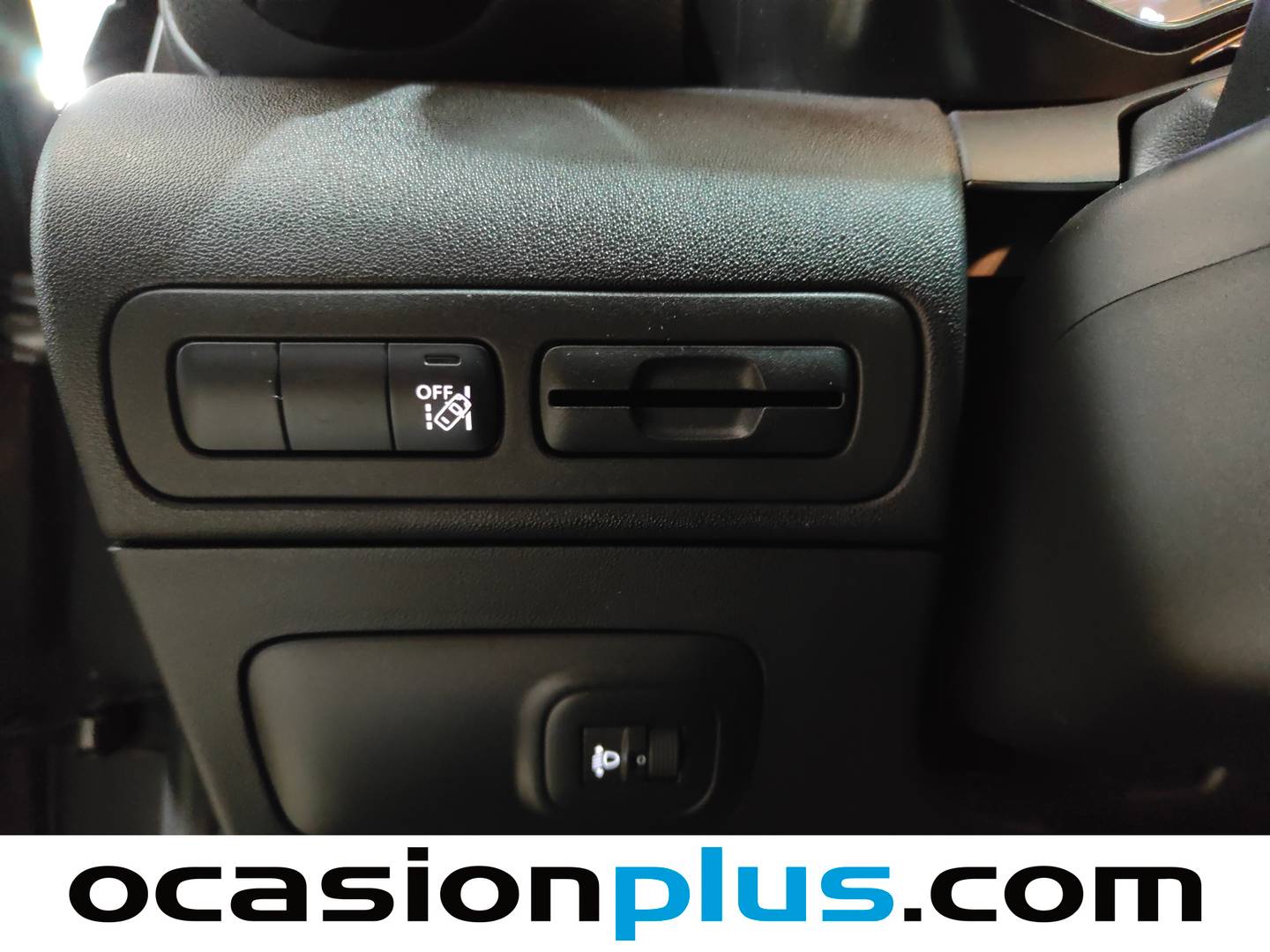 Extras del Citroën C3 Aircross Citroen C3 Aircross BlueHDi 110 S&S C-Series (110 CV)