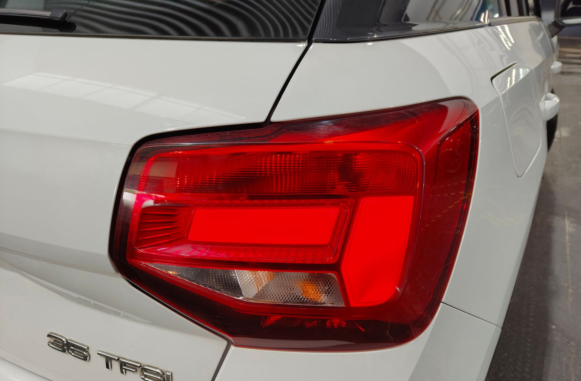 Audi Q2 Advanced 35 TFSI S tronic - foto 14