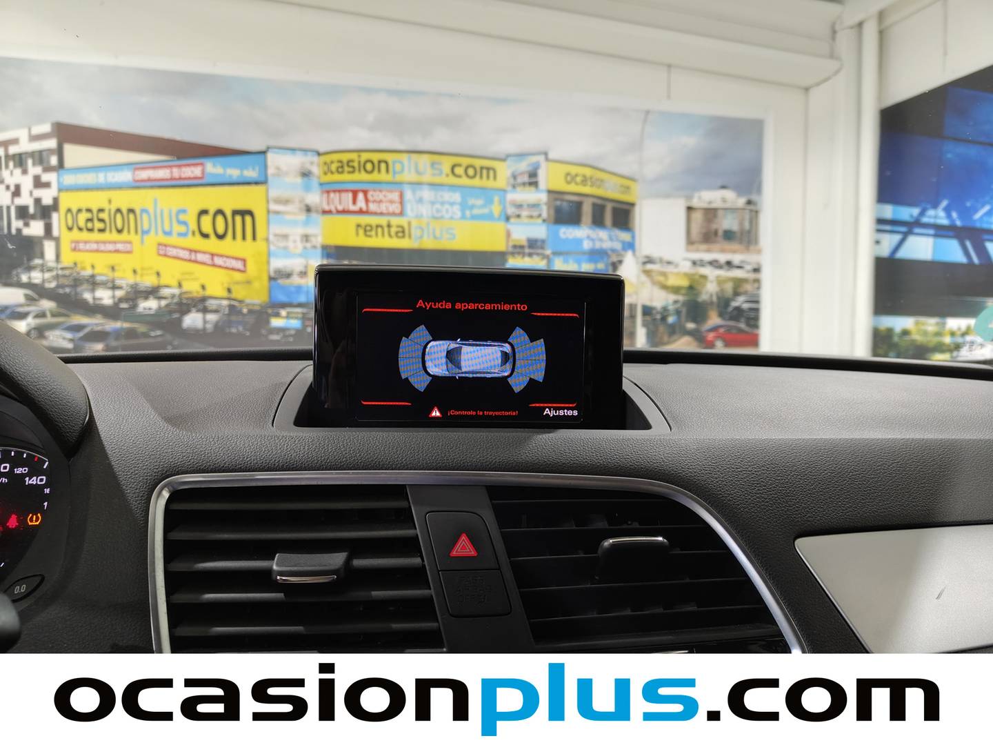 Foto Audi Q3 Audi Q3 sport edition 2.0 TDI (150 CV) S tronic