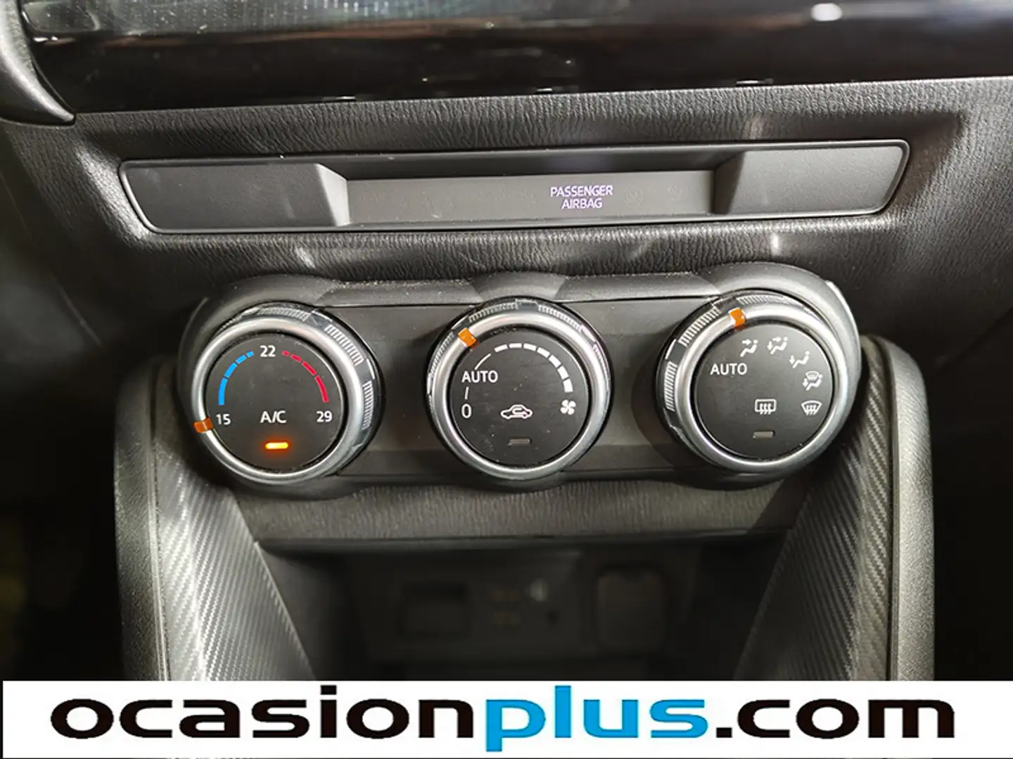 Foto Mazda Mazda2 Mazda Mazda 2 1.5 GE Black Tech Edition (75 CV)