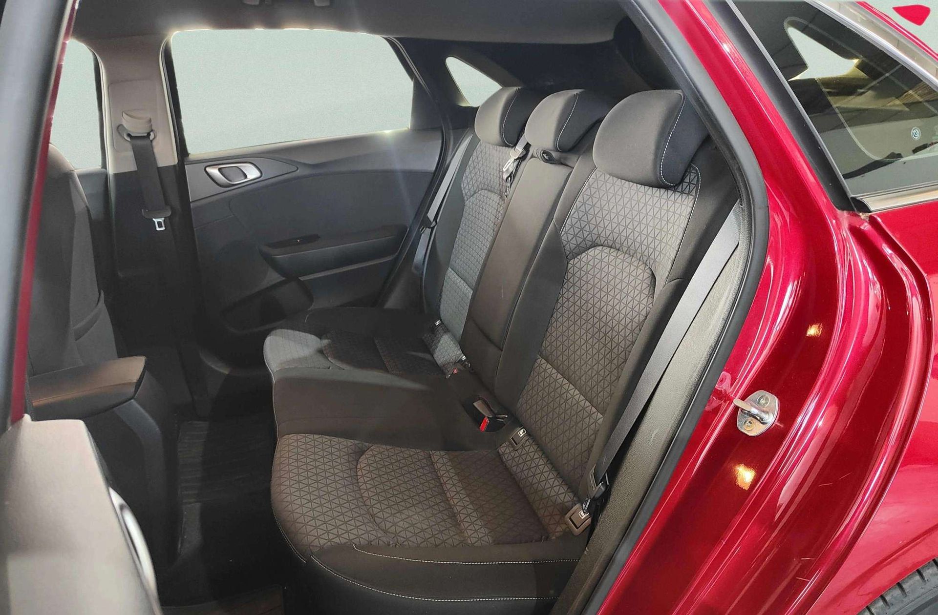 Kia Ceed 1.6 CRDi Drive - foto 11
