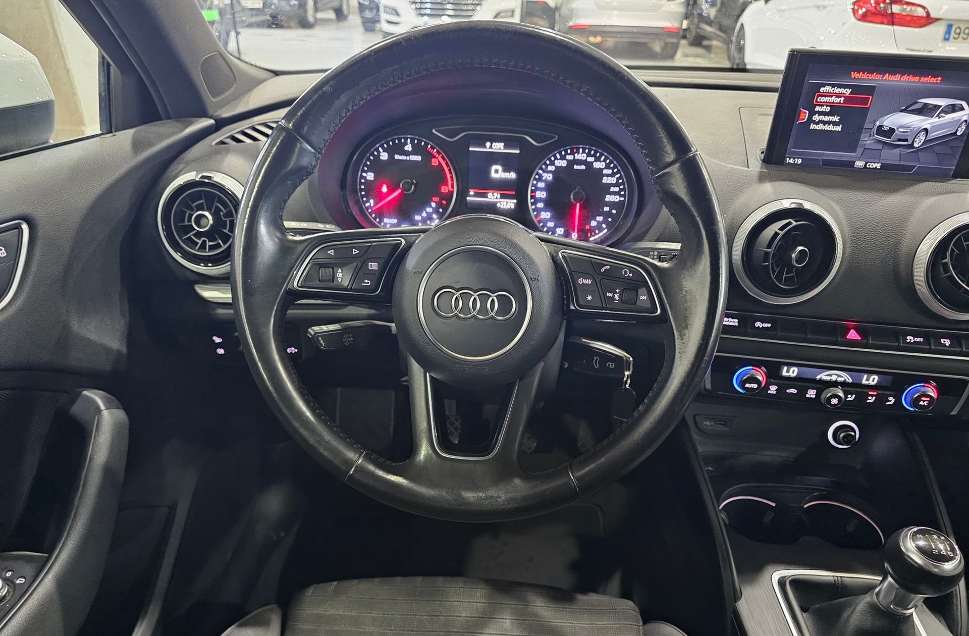 Audi A3 1.6 TDI sport edition - foto 22