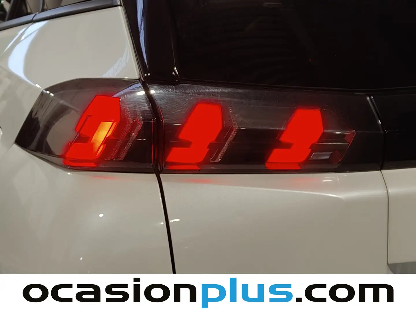 Foto Peugeot 2008 Peugeot 2008 PureTech 130 S&S Allure Pack (130 CV)