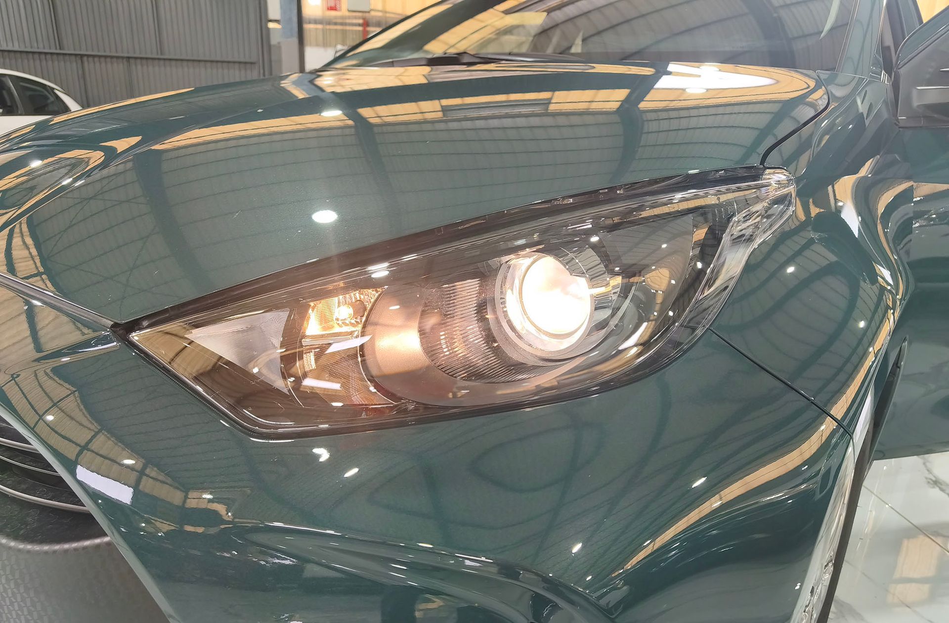 Toyota Yaris 120H Active Plus - foto 14