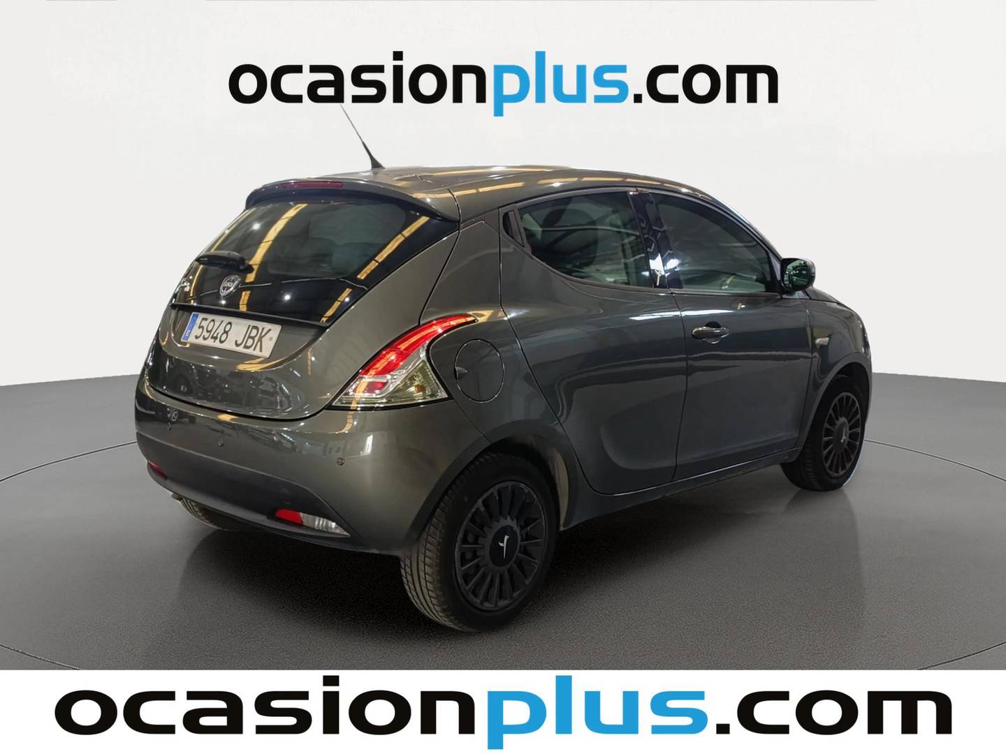 Foto trasera Lancia Ypsilon Lancia Ypsilon 1.2 Elefantino Evo II (69 CV) derecha