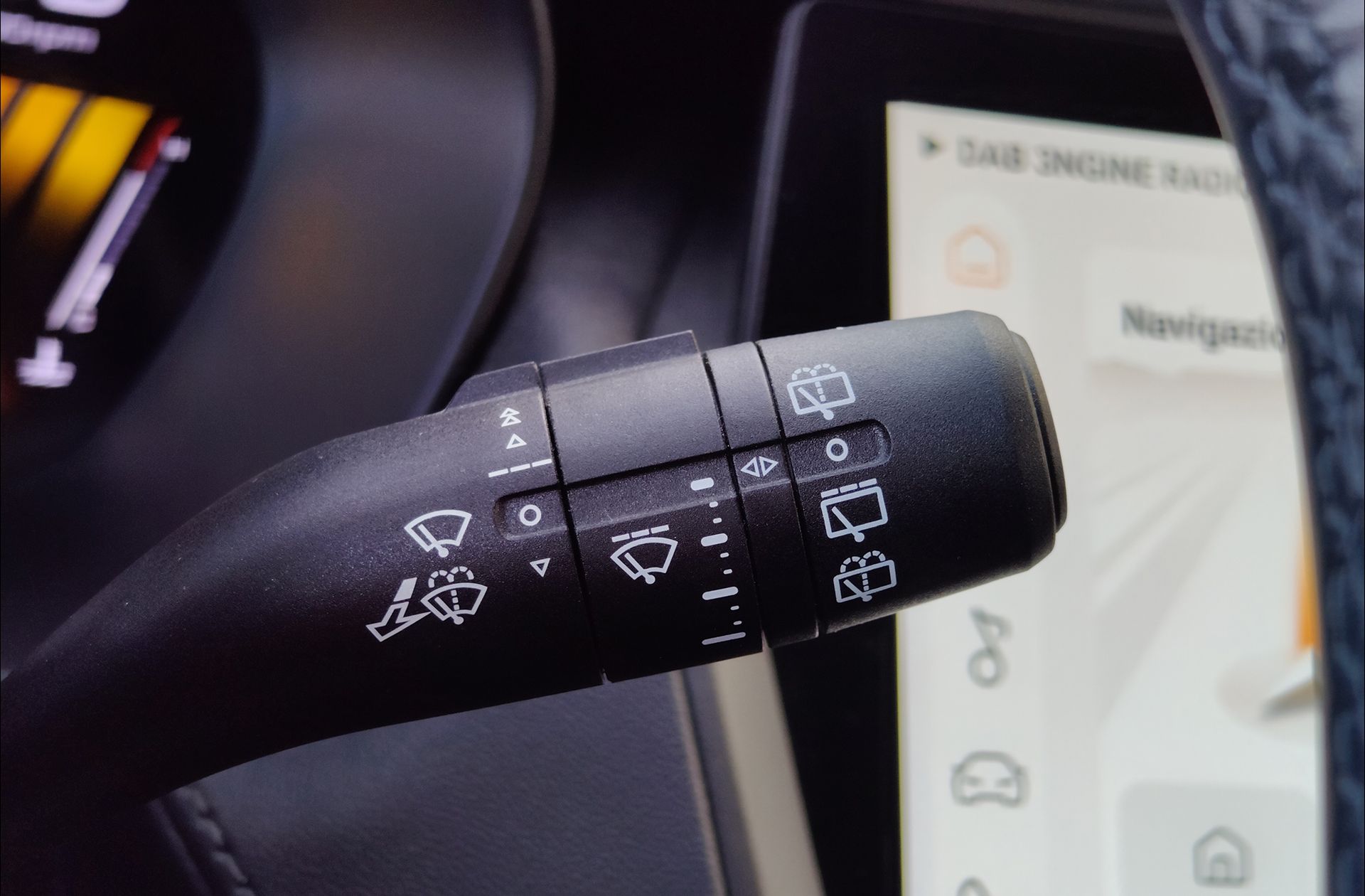 MG ZS 1.5 Hybrid+ Luxury - foto 29