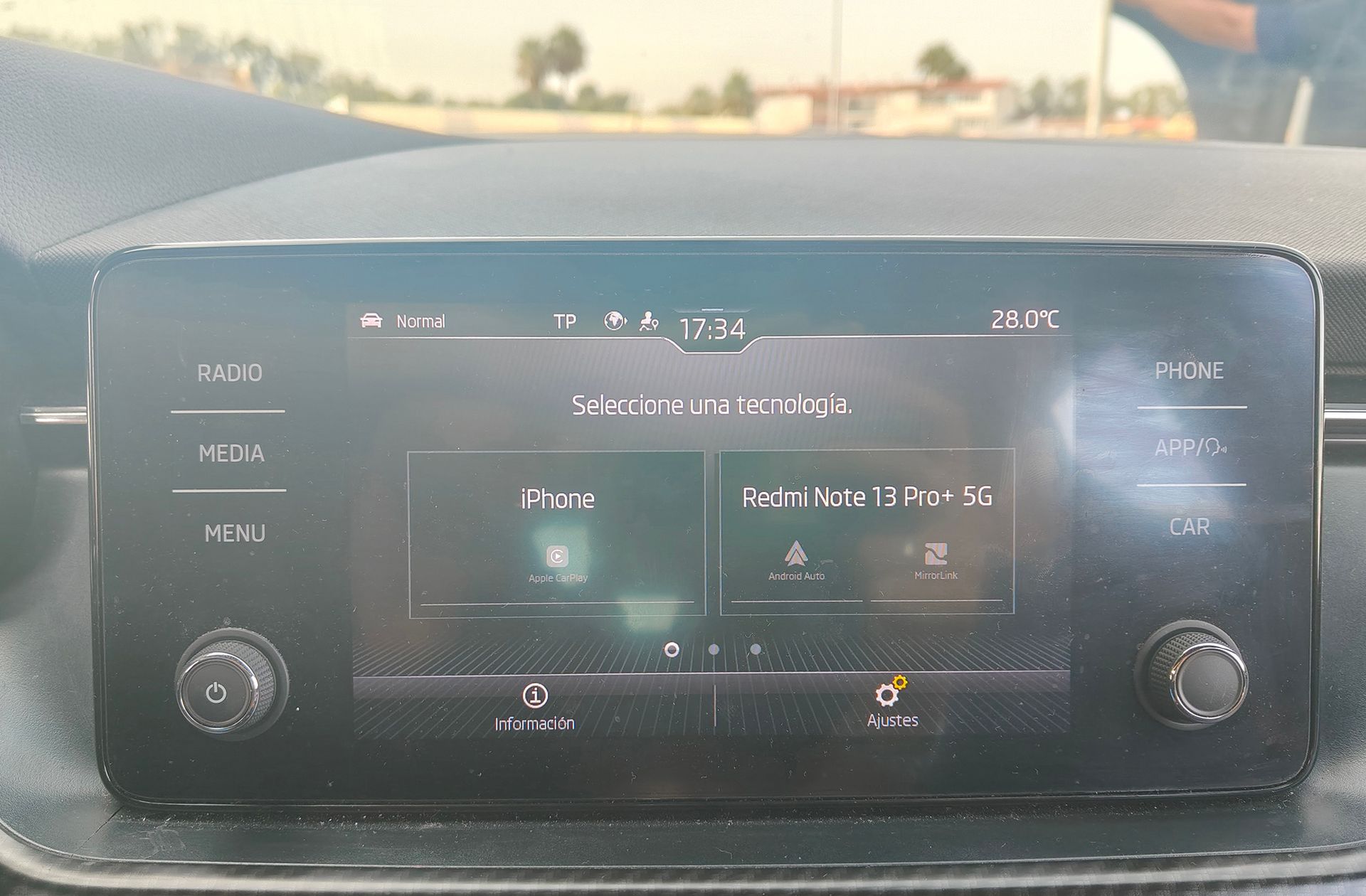 Škoda Kamiq 1.5 TSI Montecarlo - foto 9