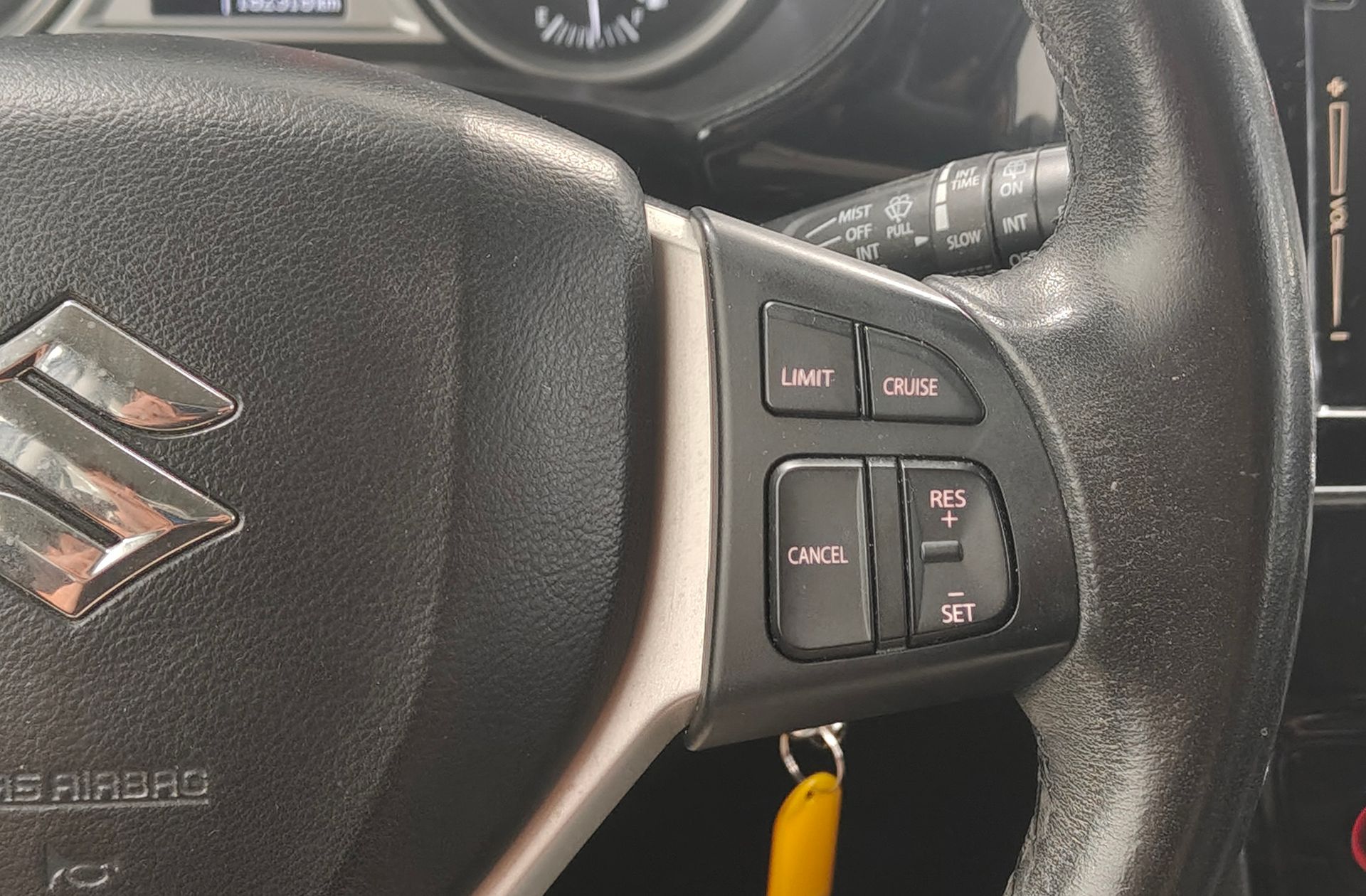 Suzuki Vitara 1.6 Ddis GLE - foto 26