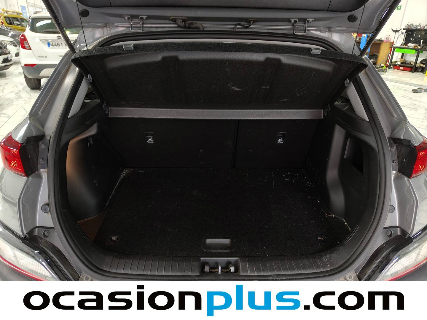 Foto Hyundai Kona Hyundai Kona 1.0 TGDi Maxx 4x2 (120 CV)