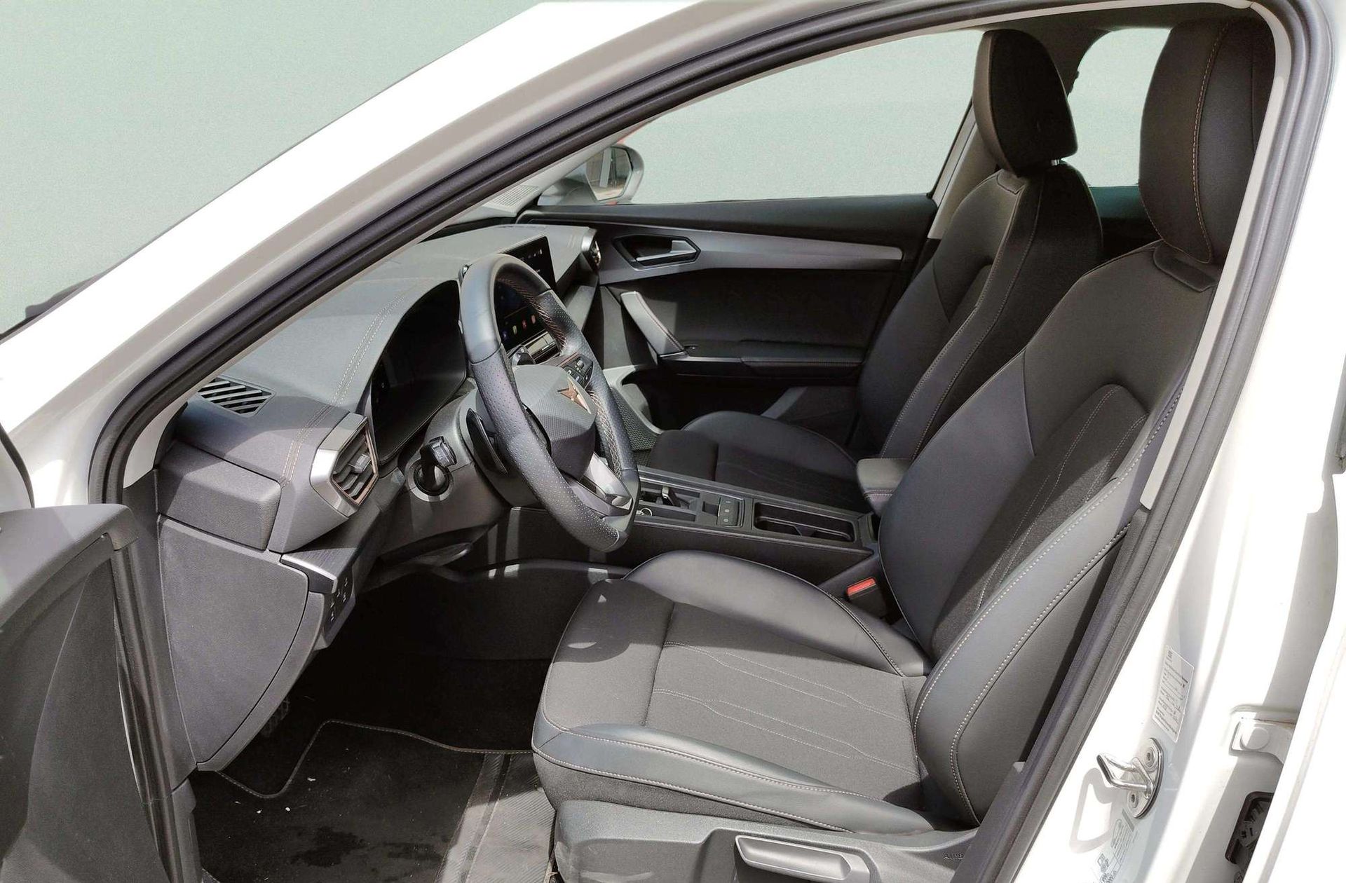 Cupra Formentor 1.4 e-Hybrid DSG - foto 10