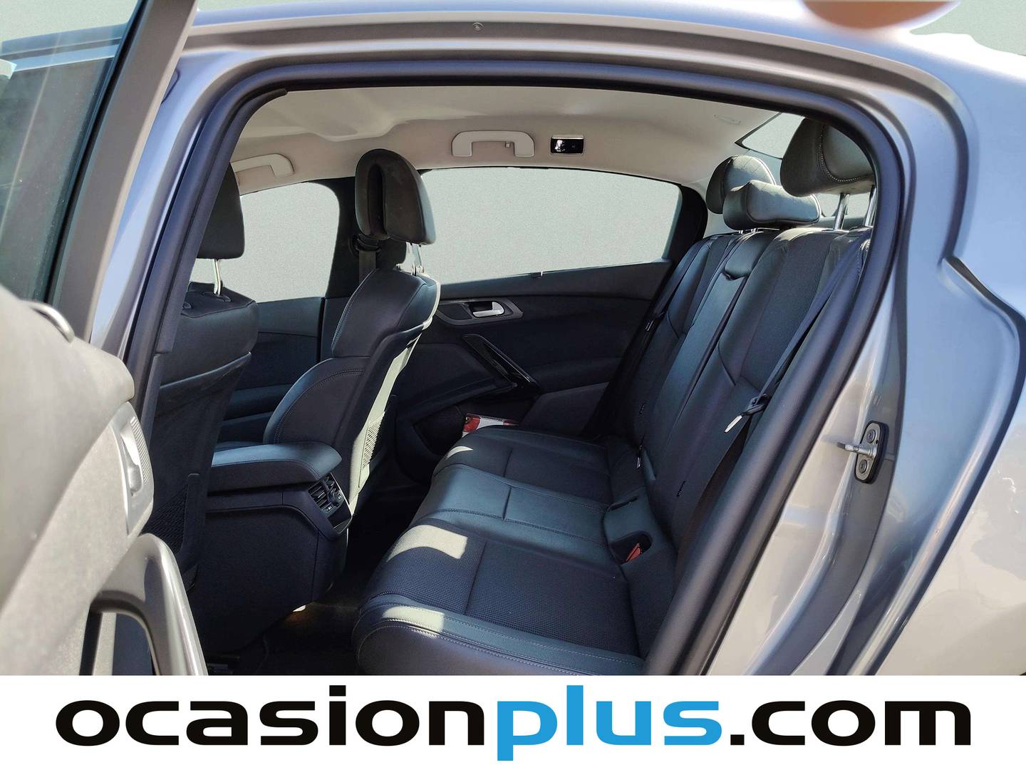 Foto asientos traseros Peugeot 508 Peugeot 508 2.0 BlueHDI Allure (150 CV)