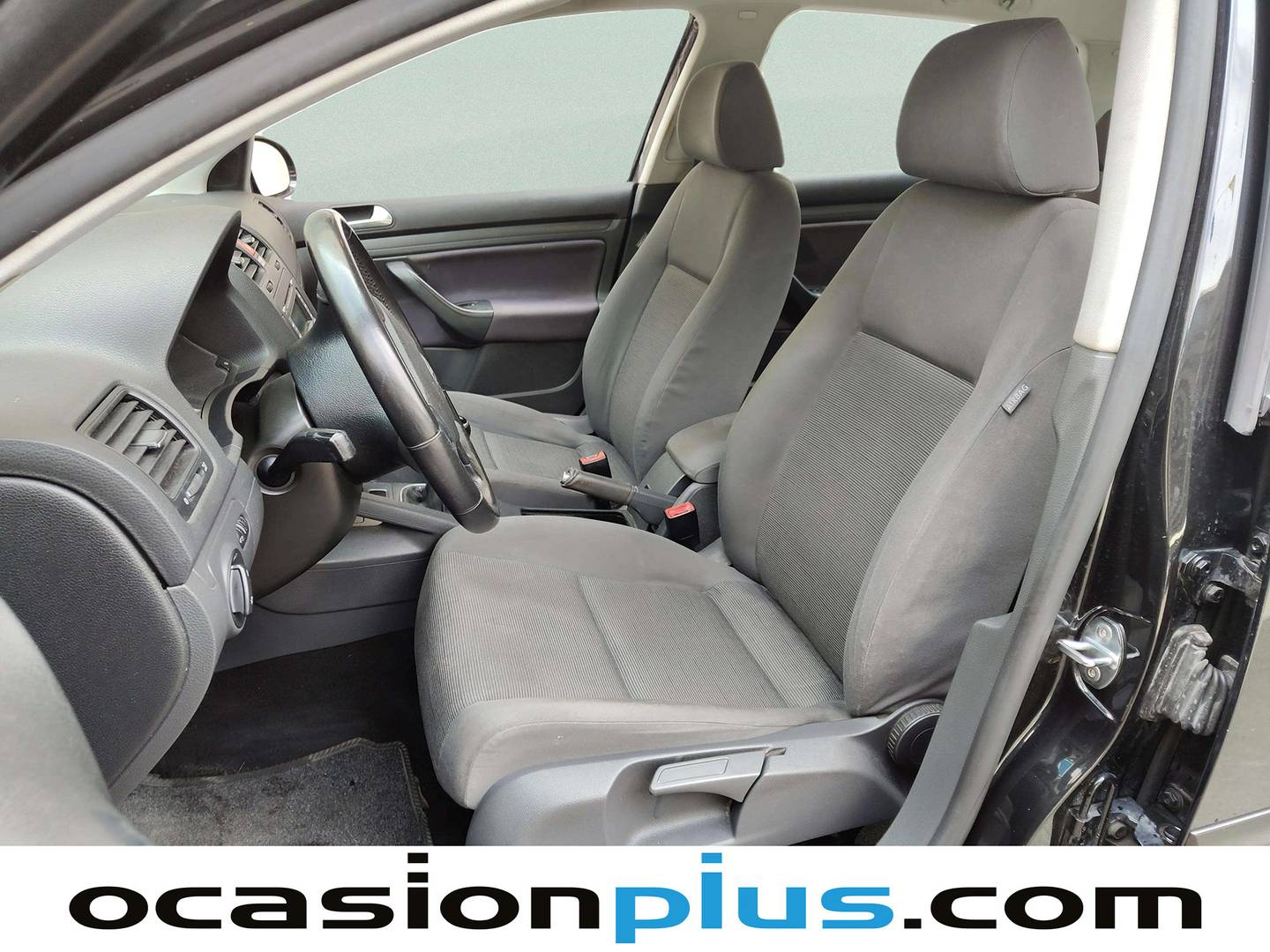 Foto asientos delanteros Volkswagen Golf Volkswagen Golf 1.9 TDI iGolf (105 CV)