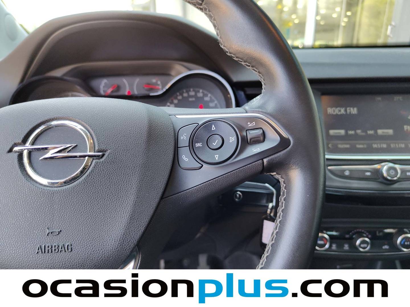 Foto Opel Crossland X Opel Crossland X 1.2 S&S Design Line 120 Aniversario (110 CV)