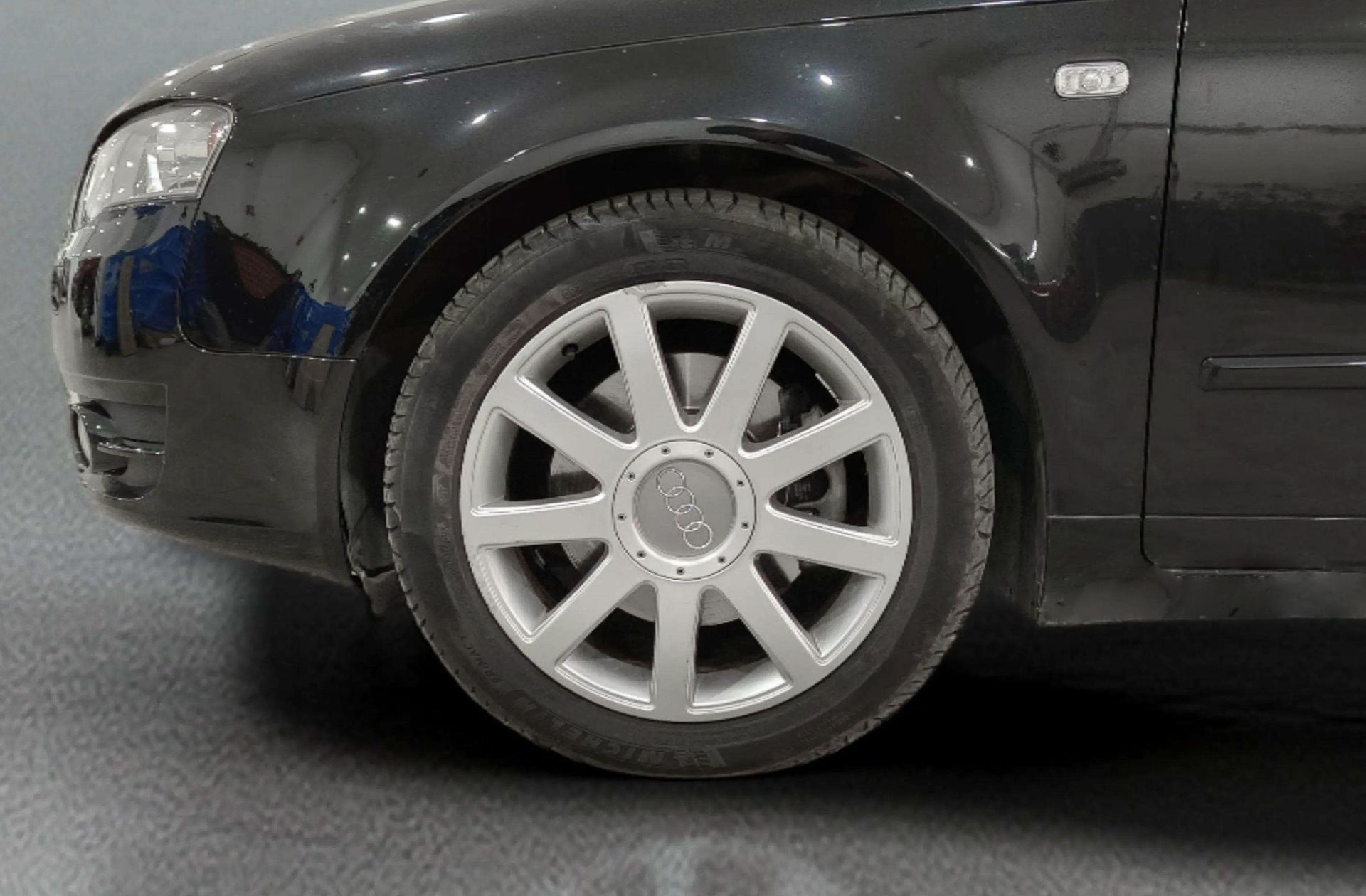 Audi A4 1.8 T Pack S-Line - foto 29