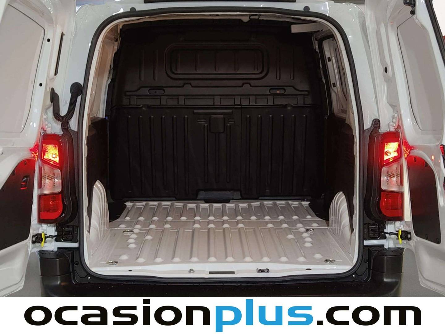 Foto asientos traseros Fiat Doblò Fiat Dobló Furgón BlueHDi 100 M (100 CV)