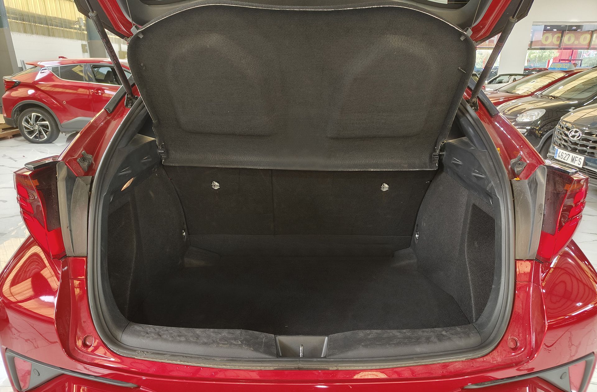 Toyota C-HR 1.8 125H Advance - foto 16