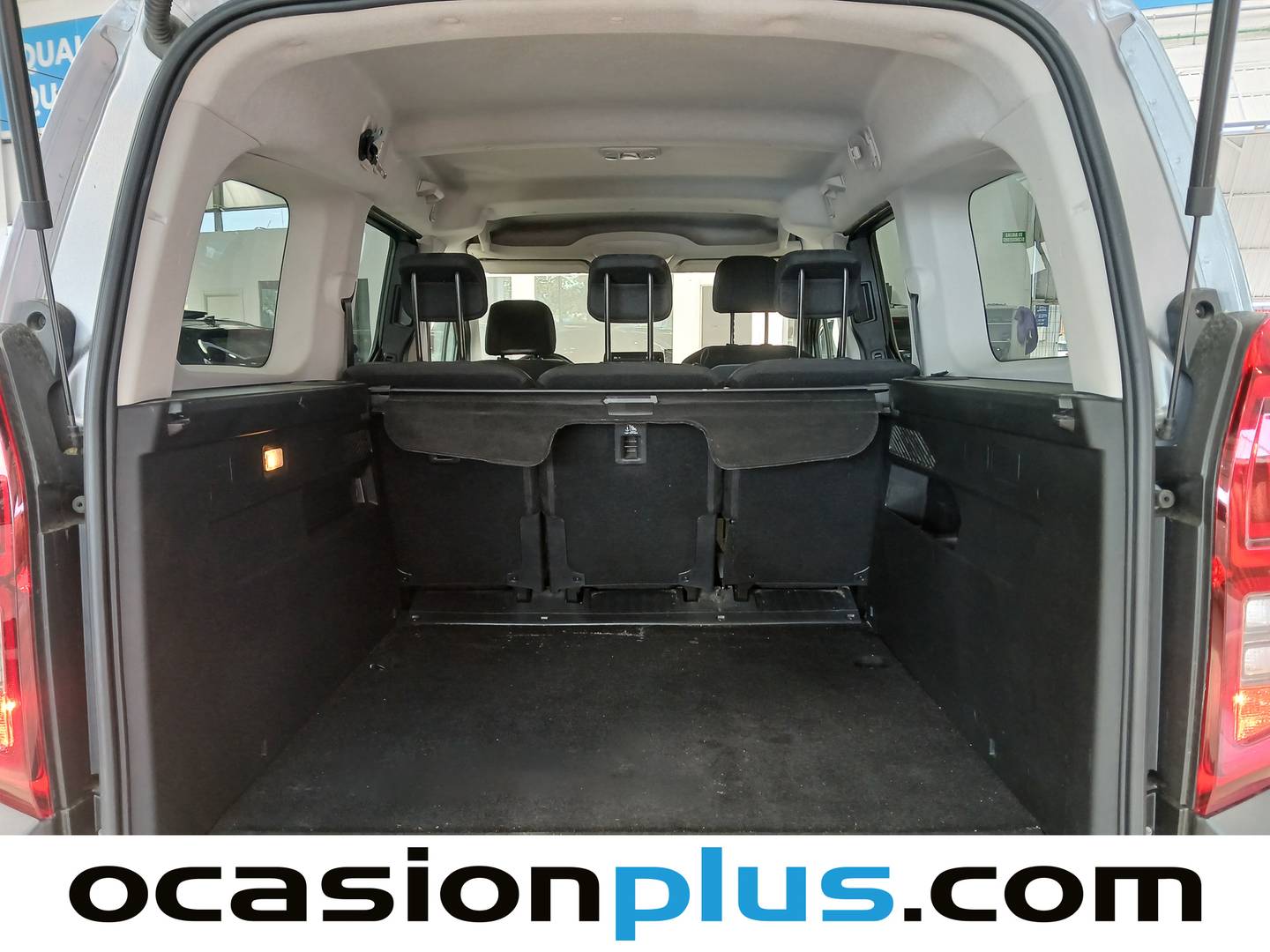 Fotos maletero Citroën Berlingo Citroën Berlingo BlueHDi 130 S&S Talla XL Feel Pack (130 CV)