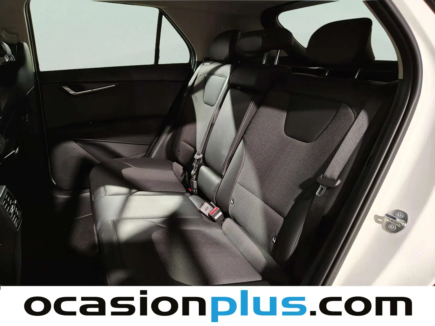 Foto KIA Niro Kia Niro 1.6 GDi HEV Drive (141 CV)