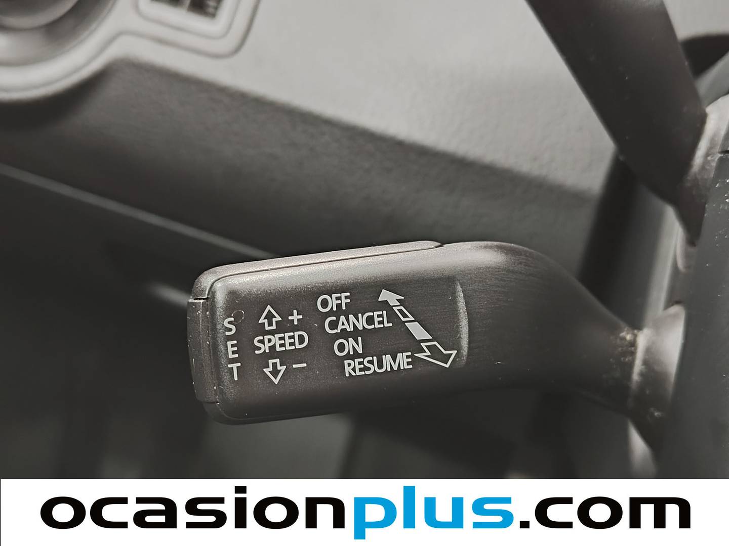 Extras y acabados del Volkswagen Passat Volkswagen Passat 2.0 TDI DPF Edition Plus (110 CV)