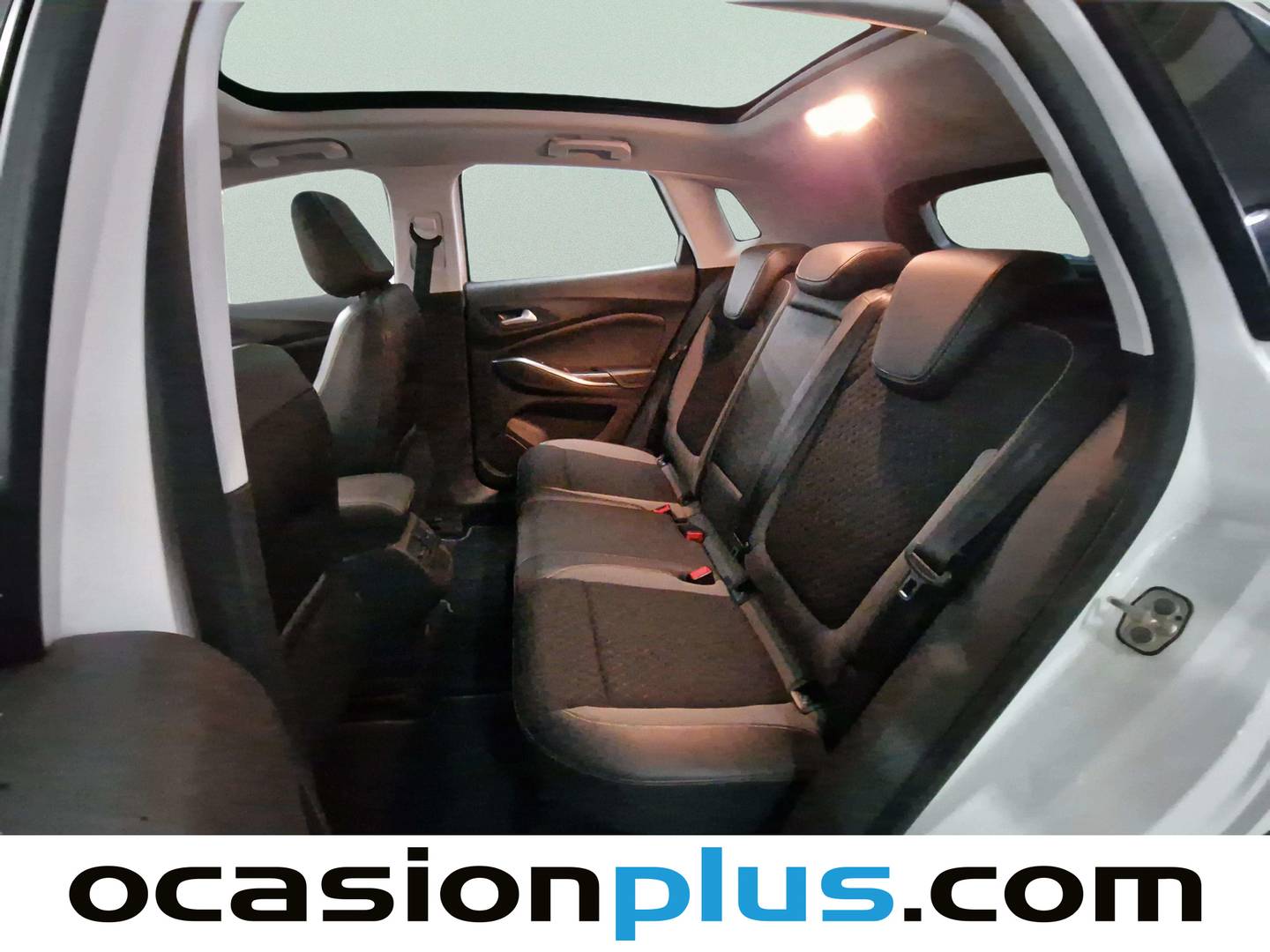 Foto asientos traseros Opel Grandland X Opel Grandland X 1.2 Turbo Excellence (130 CV)