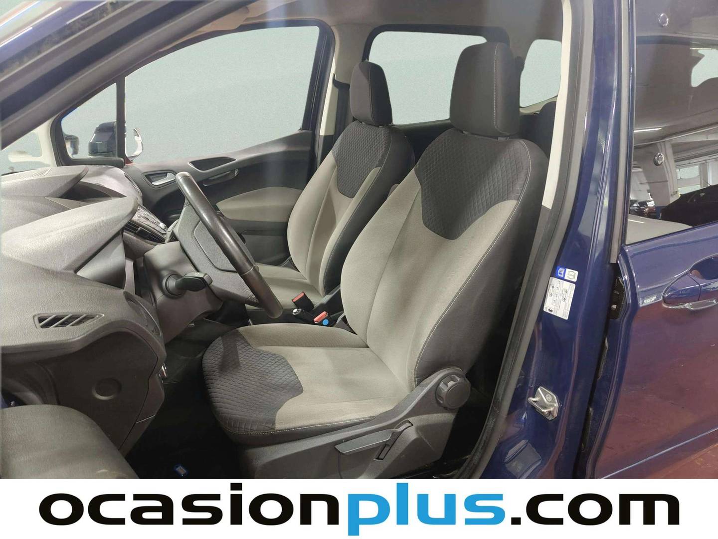 Foto asientos delanteros Ford Tourneo Courier Ford Tourneo Courier 1.0 EcoBoost Trend (100 CV)