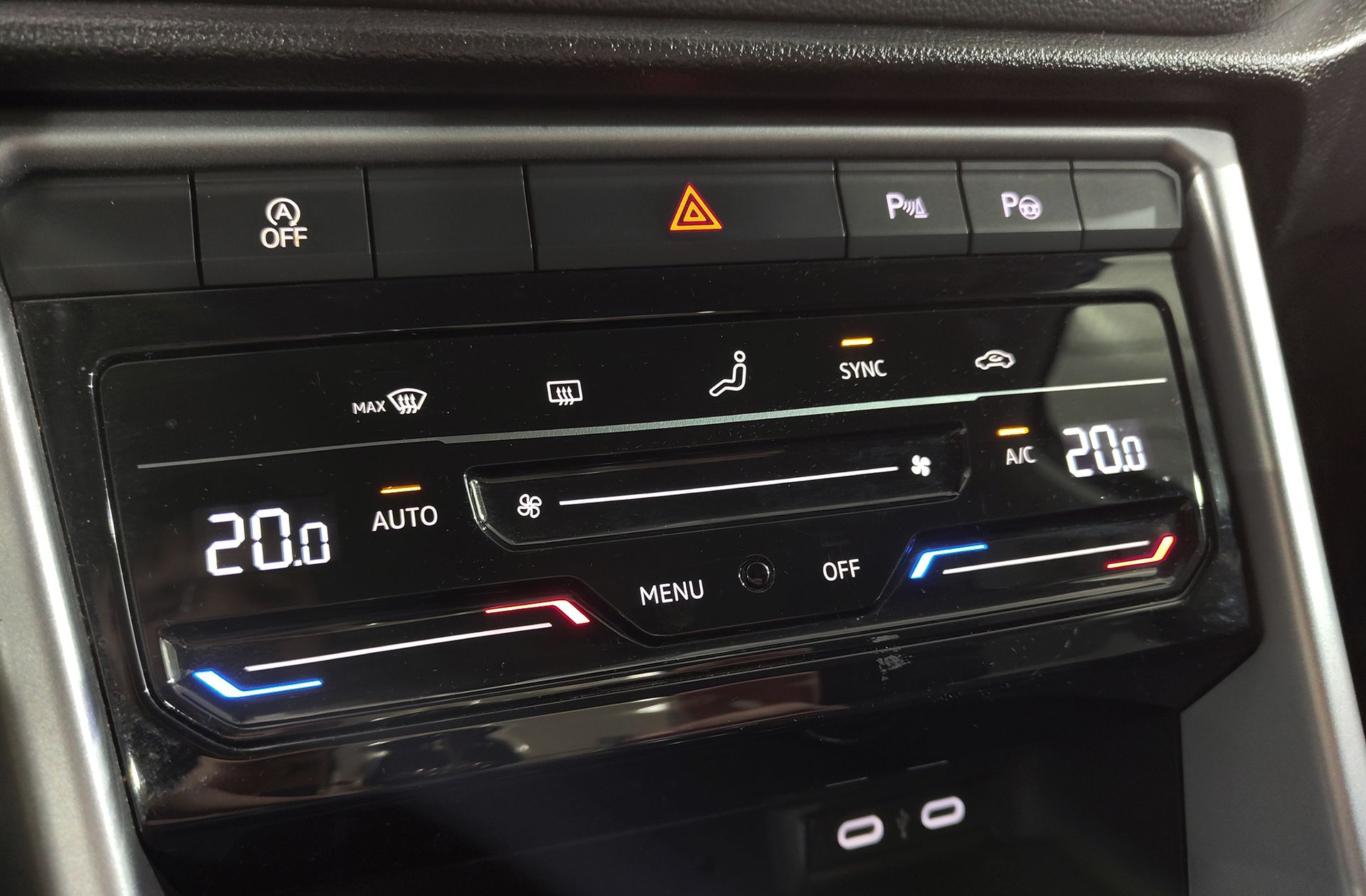 Volkswagen T-Roc Life 1.0 TSI - foto 30