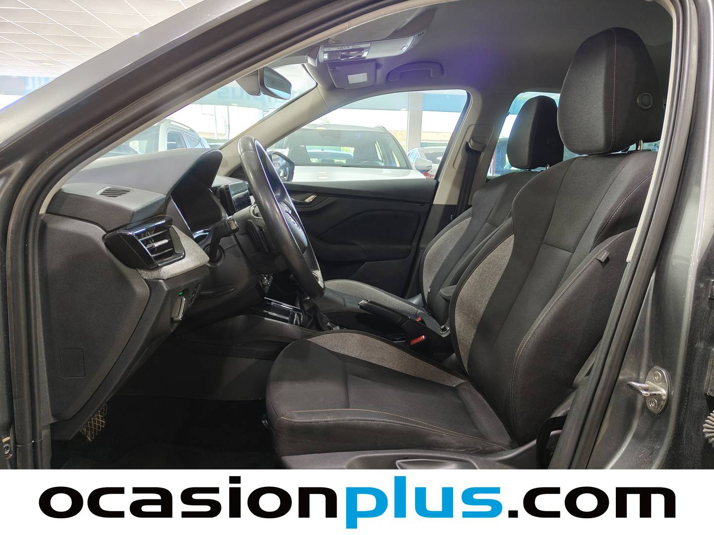 Foto asientos delanteros Skoda Kamiq Skoda Kamiq 1.0 TSI Selection DSG (115 CV)