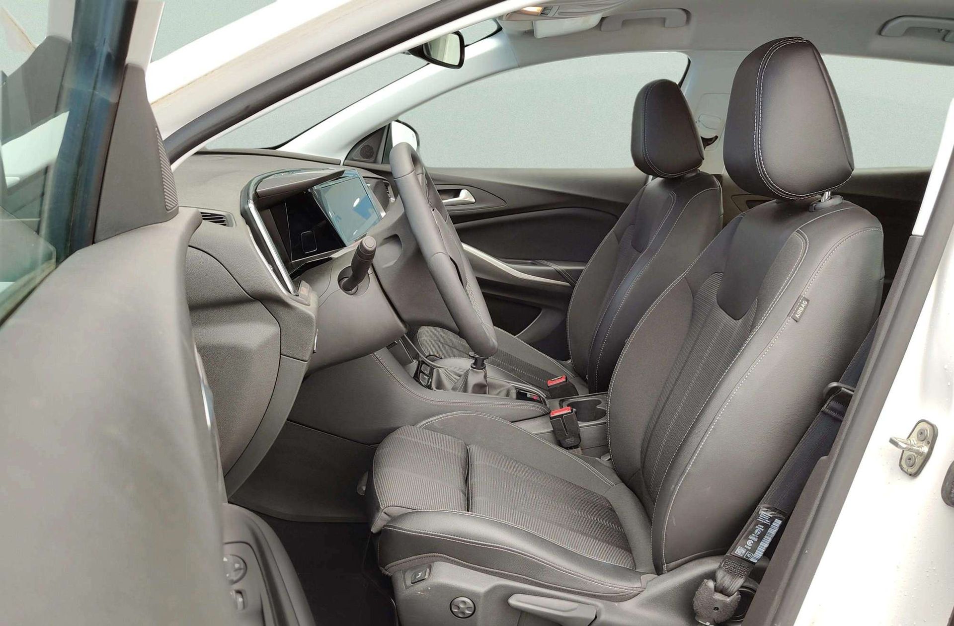 Opel Grandland 1.2 Turbo XHT GS - foto 13