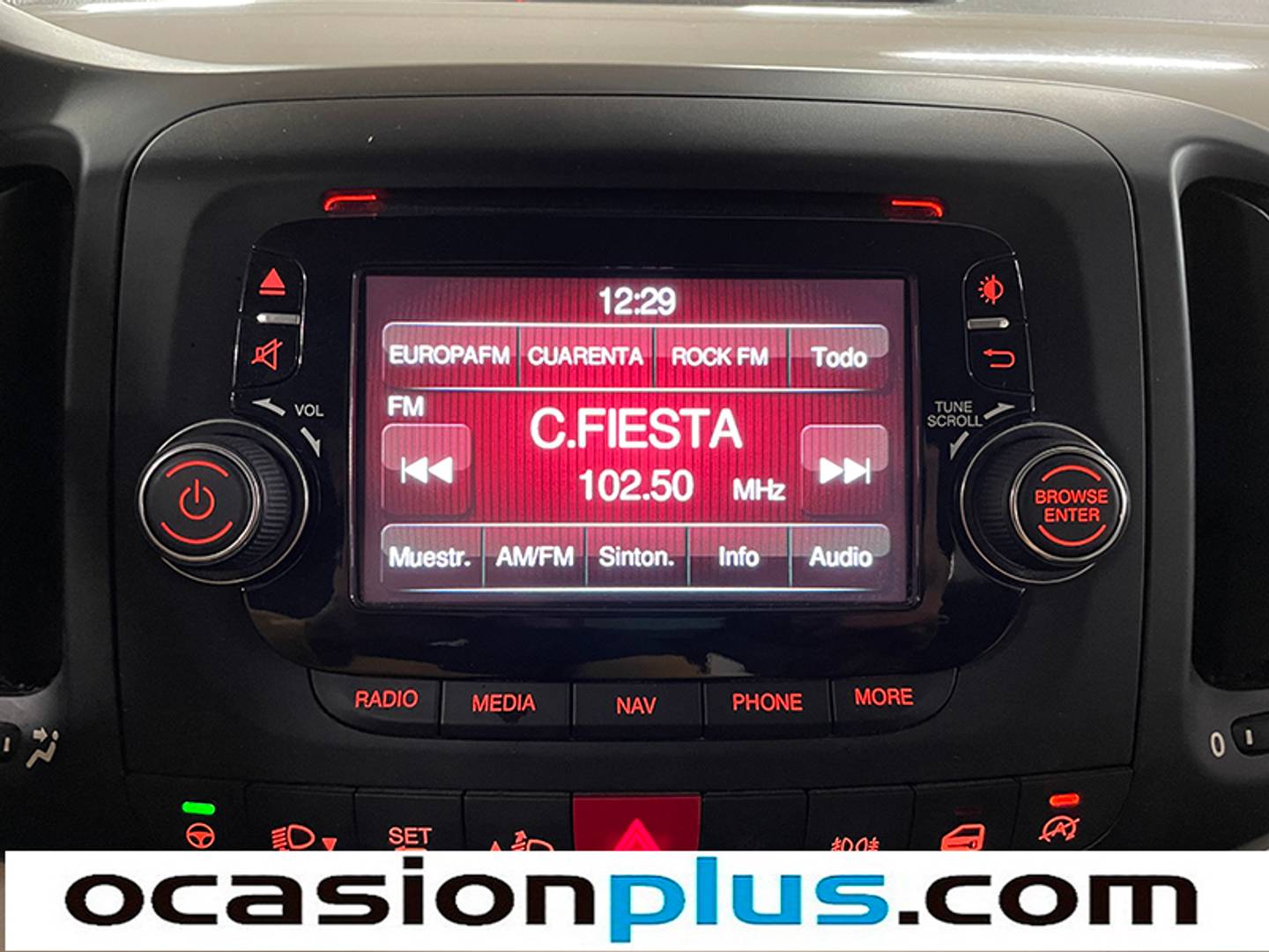 Foto Fiat 500L Fiat 500L 1.6 16v Multijet II S&S Trekking (105 CV)