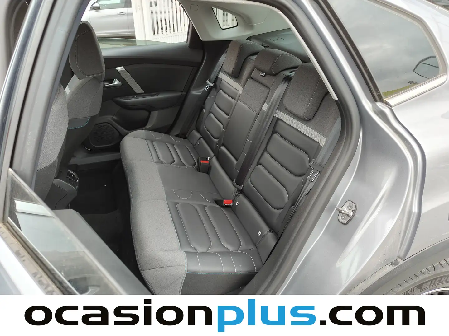 Foto Citroën C4 X Citroen C4 X BlueHDi 130 S&S Max EAT8 (131 CV)