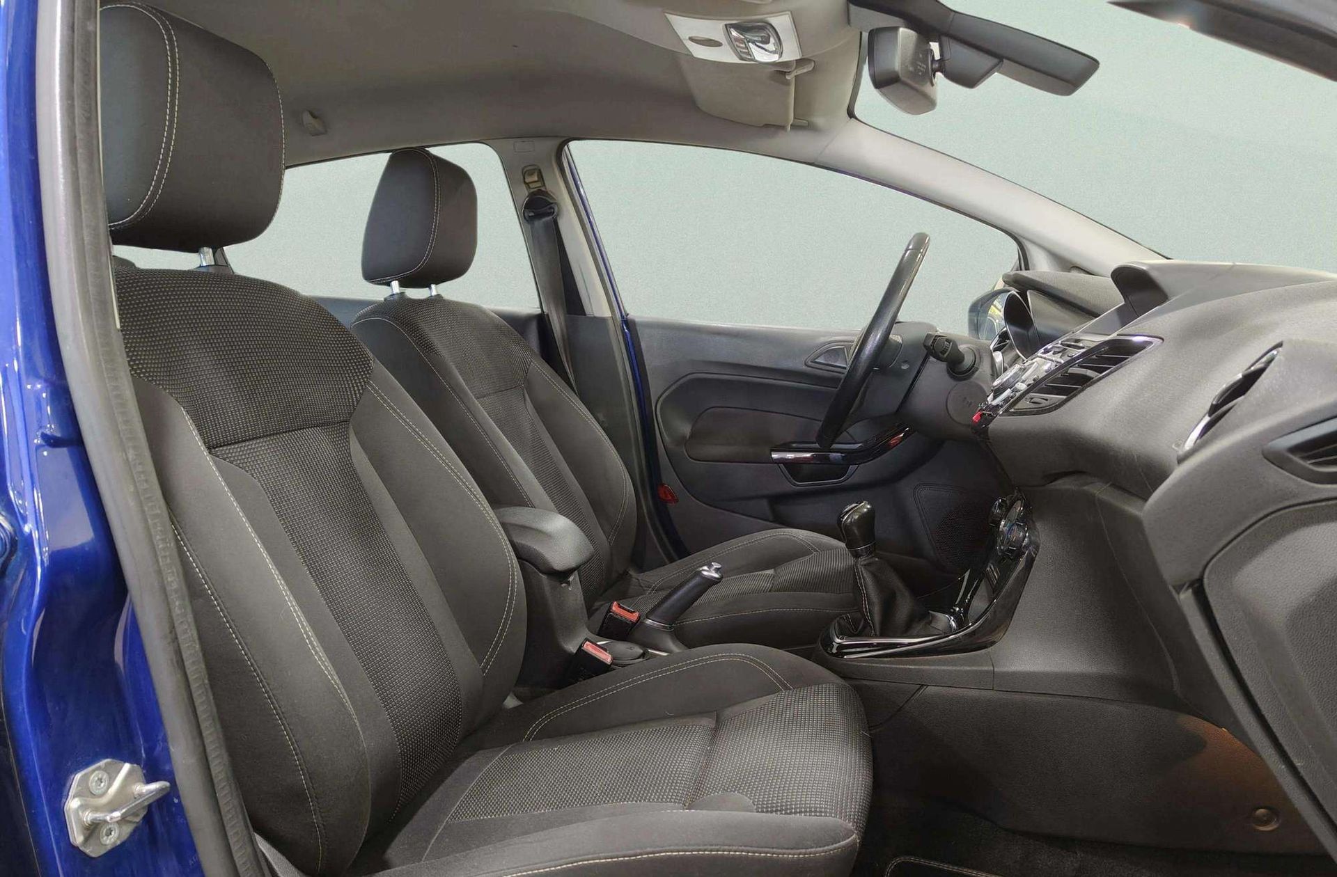 Ford Fiesta 1.0 EcoBoost Titanium - foto 16