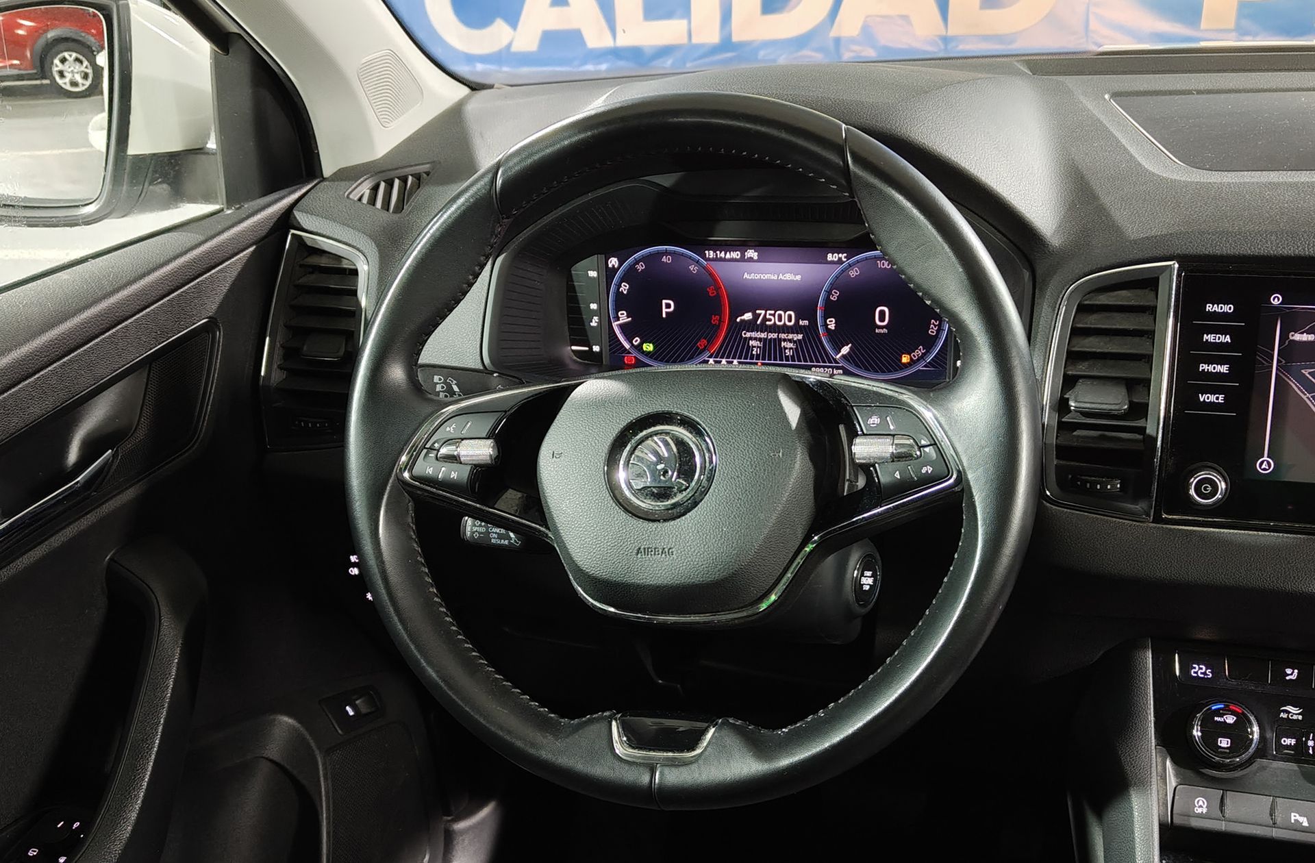 Škoda Karoq 2.0 TDI Ambition 4x4 DSG - foto 29