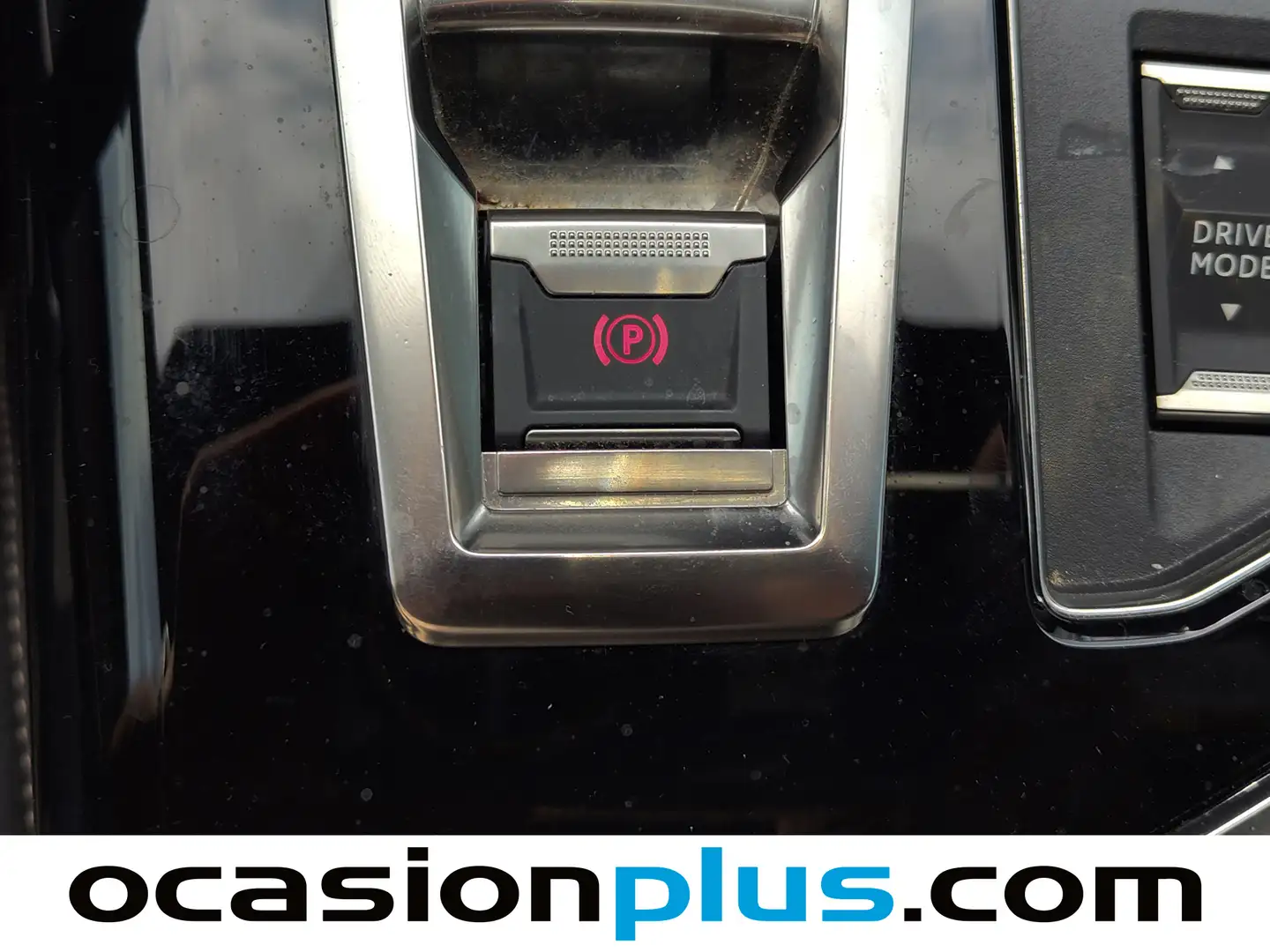 Foto Peugeot 3008 Peugeot 3008 BlueHDi 130 S&S GT EAT8 (130 CV)