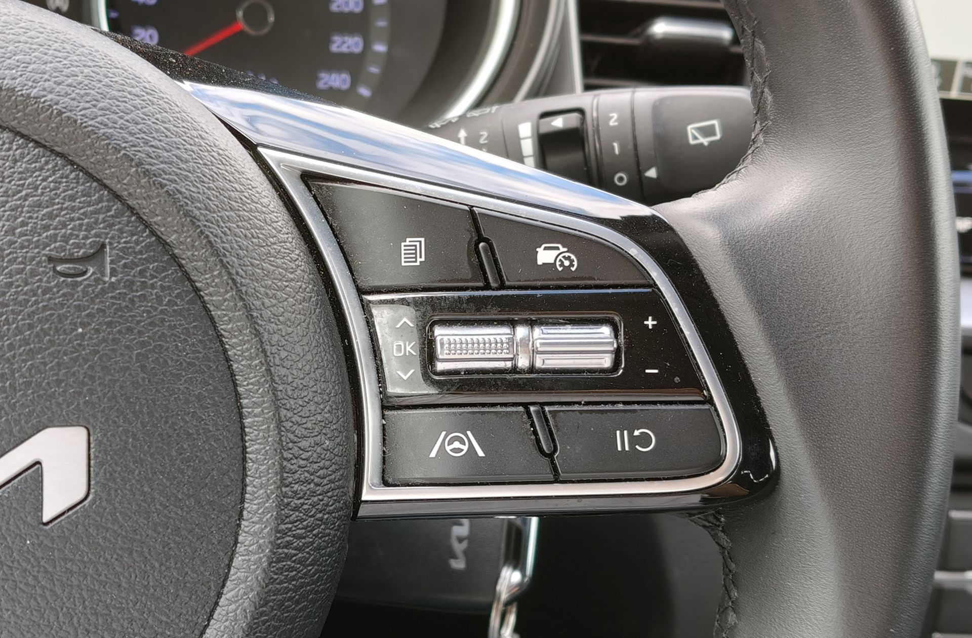 Kia Ceed 1.0 T-GDi Concept - foto 26