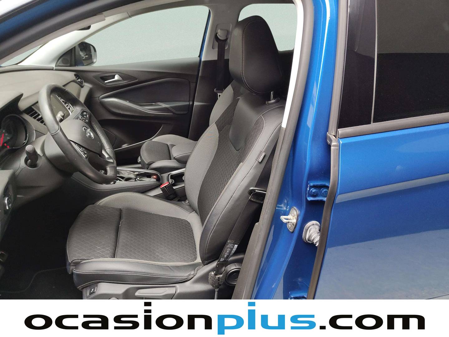 Foto asientos delanteros Opel Grandland X Opel Grandland X 1.2 Turbo Ultimate Auto (130 CV)