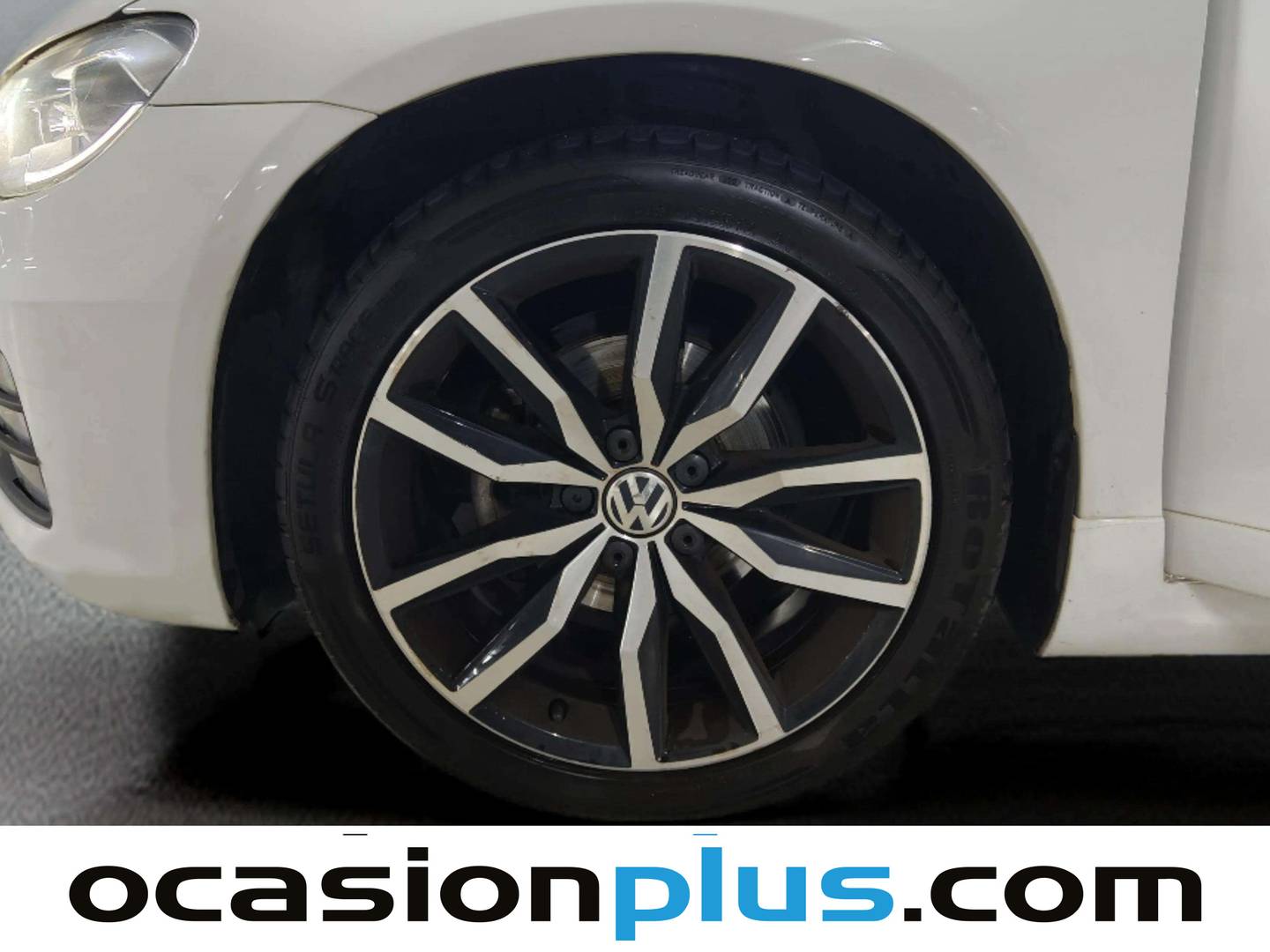 Volkswagen Scirocco Volkswagen Scirocco Typhoon by R-Line 1.4 TSI BMT (125 CV) gasolina