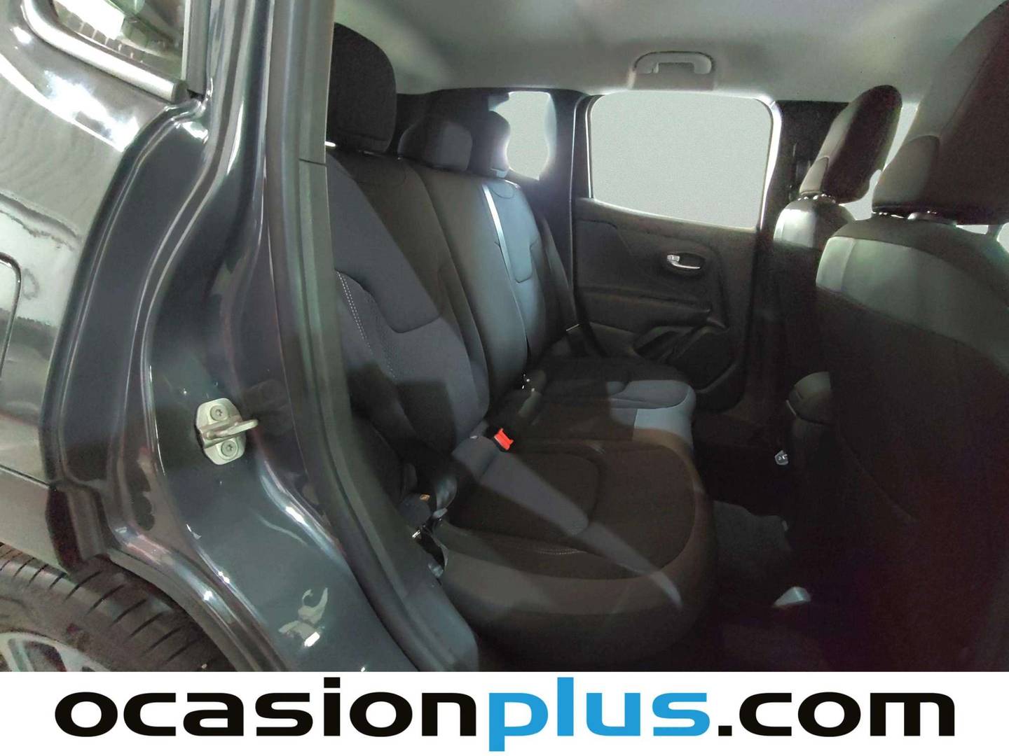 Foto Jeep Renegade Jeep Renegade 1.0G Night Eagle II 4x2 (120 CV) siete plazas