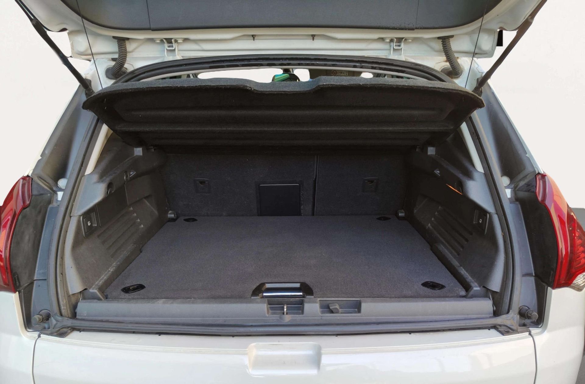 Peugeot 3008 1.2 PureTech Allure - foto 14
