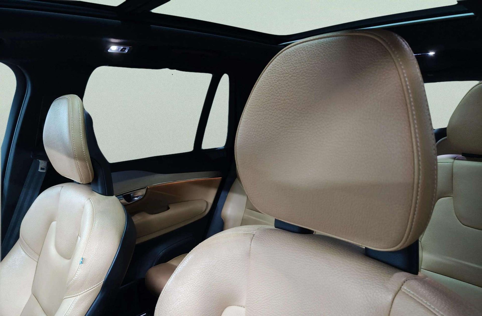 Volvo XC90 D4 Momentum 7 plazas - foto 7