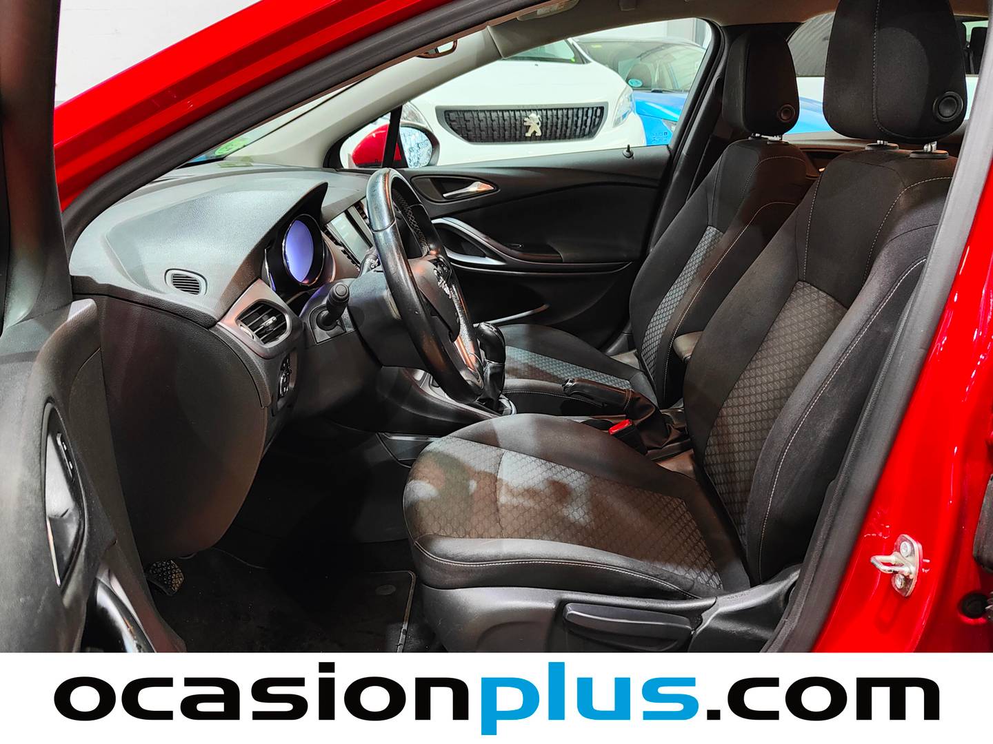 Foto asientos delanteros Opel Astra Opel Astra 1.6 CDTI Selective (110 CV)