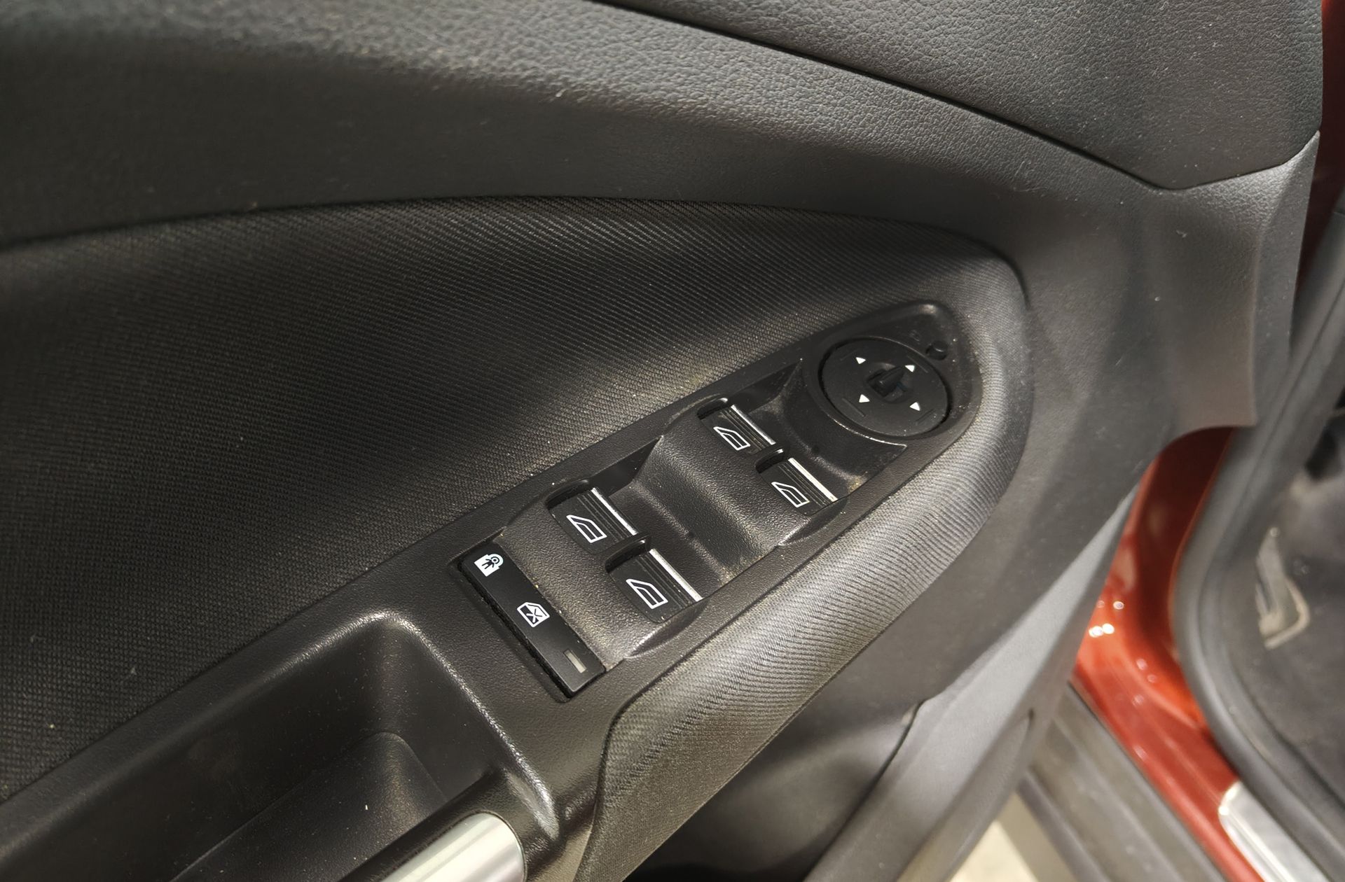 Ford Grand C-Max 1.0 EcoBoost Titanium - foto 33