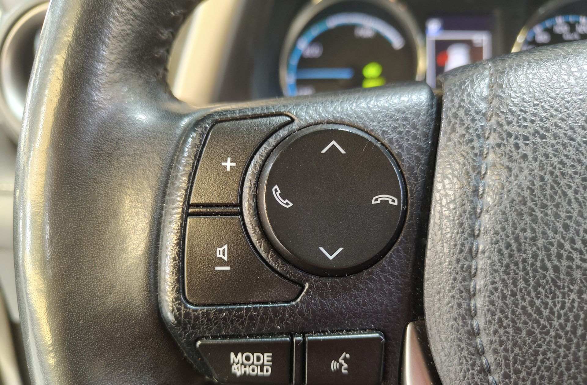 Toyota RAV4 2.5l hybrid Advance 2WD - foto 24