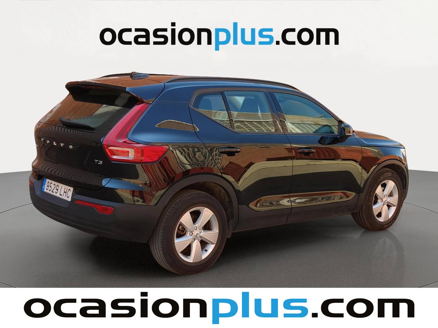 Foto trasera Volvo XC40 Volvo XC40 T3 Momentum Core (163 CV) derecha
