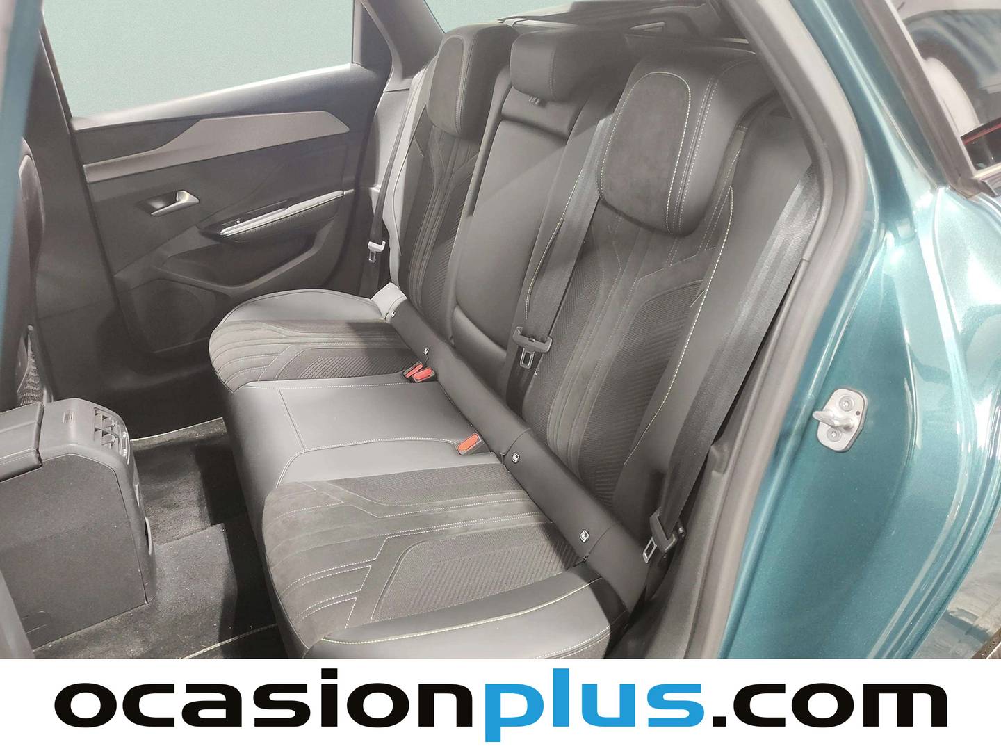 Foto asientos traseros Peugeot 308 Peugeot 308 SW BlueHDI 130 GT EAT8 (130 CV)
