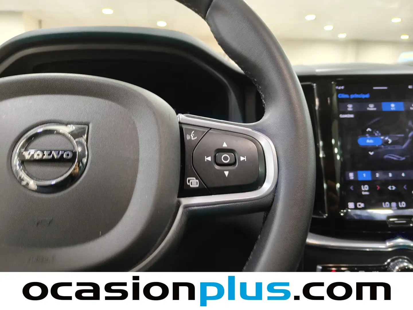 Foto Volvo XC60 Volvo XC60 B4 D Core Auto (197 CV)