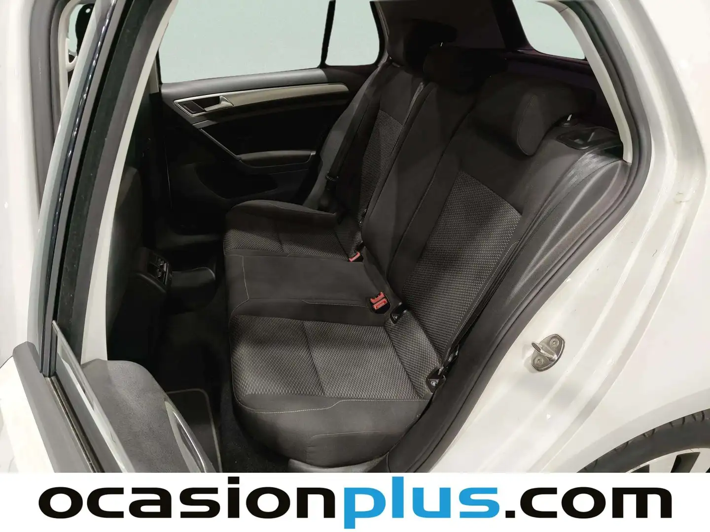 Foto Volkswagen Golf Volkswagen Golf Business 1.0 TSI (110 CV)